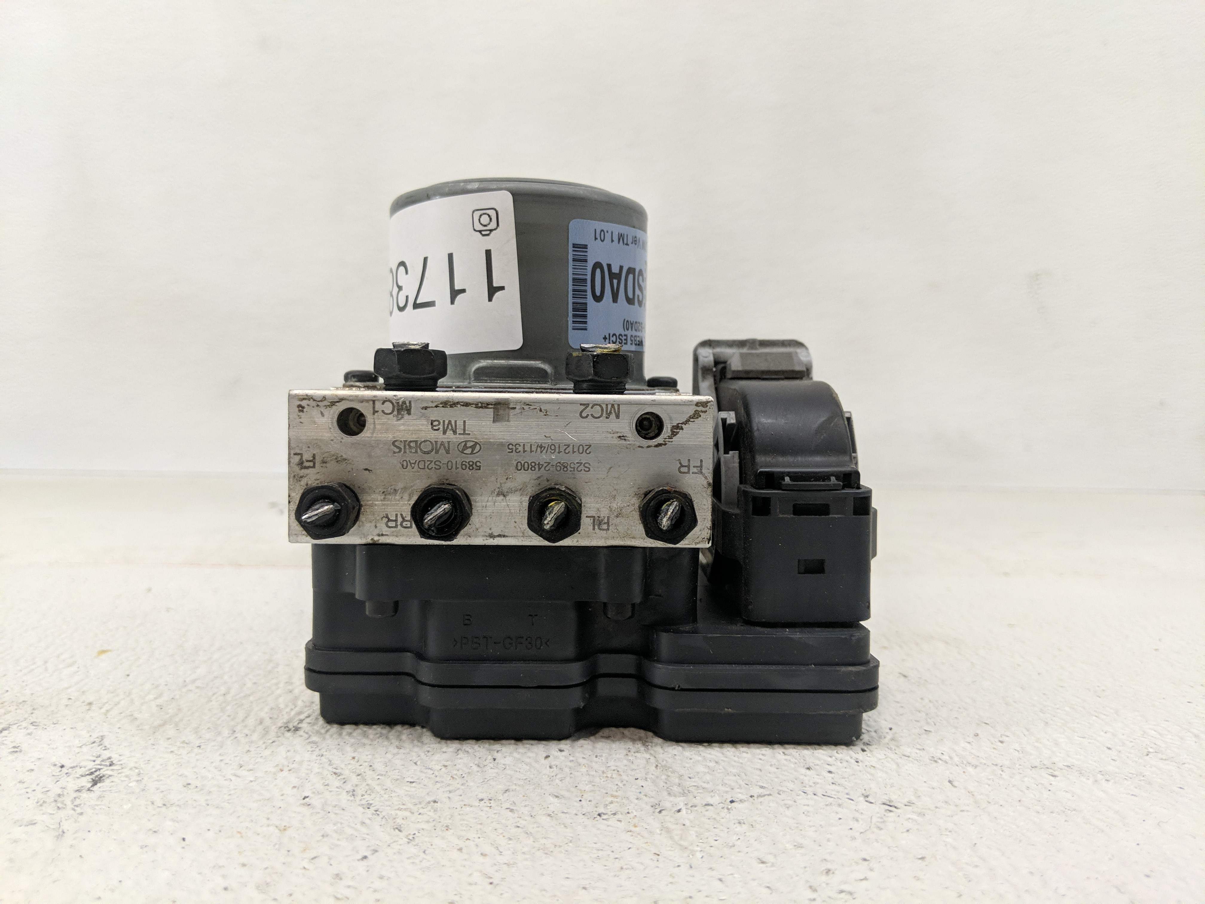 2021 Hyundai Santa Fe Abs Pump Control Module 1173895 - Oemusedautoparts1.com