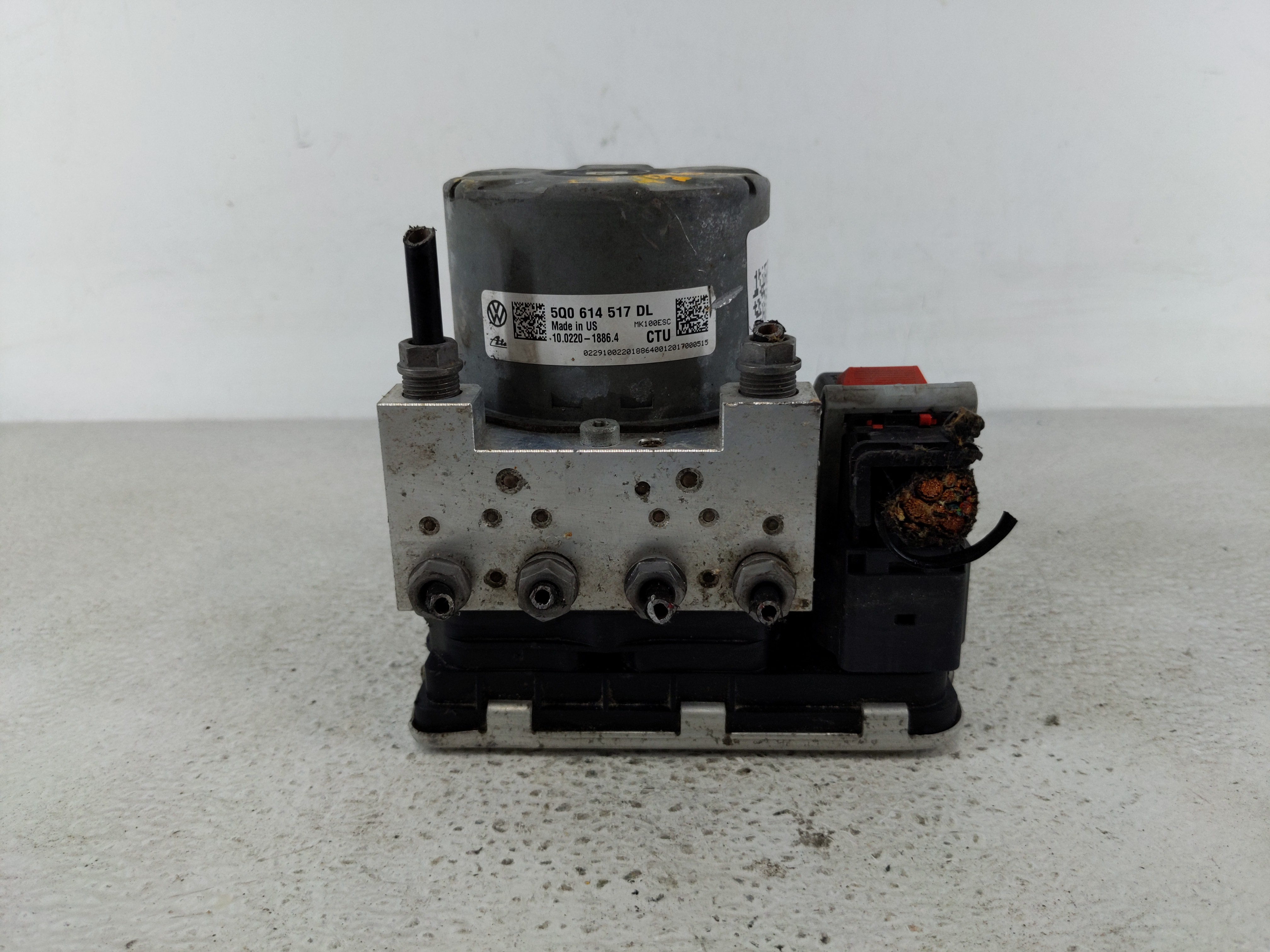 2021-2022 Volkswagen Atlas Abs Pump Control Module 1173985 - Oemusedautoparts1.com