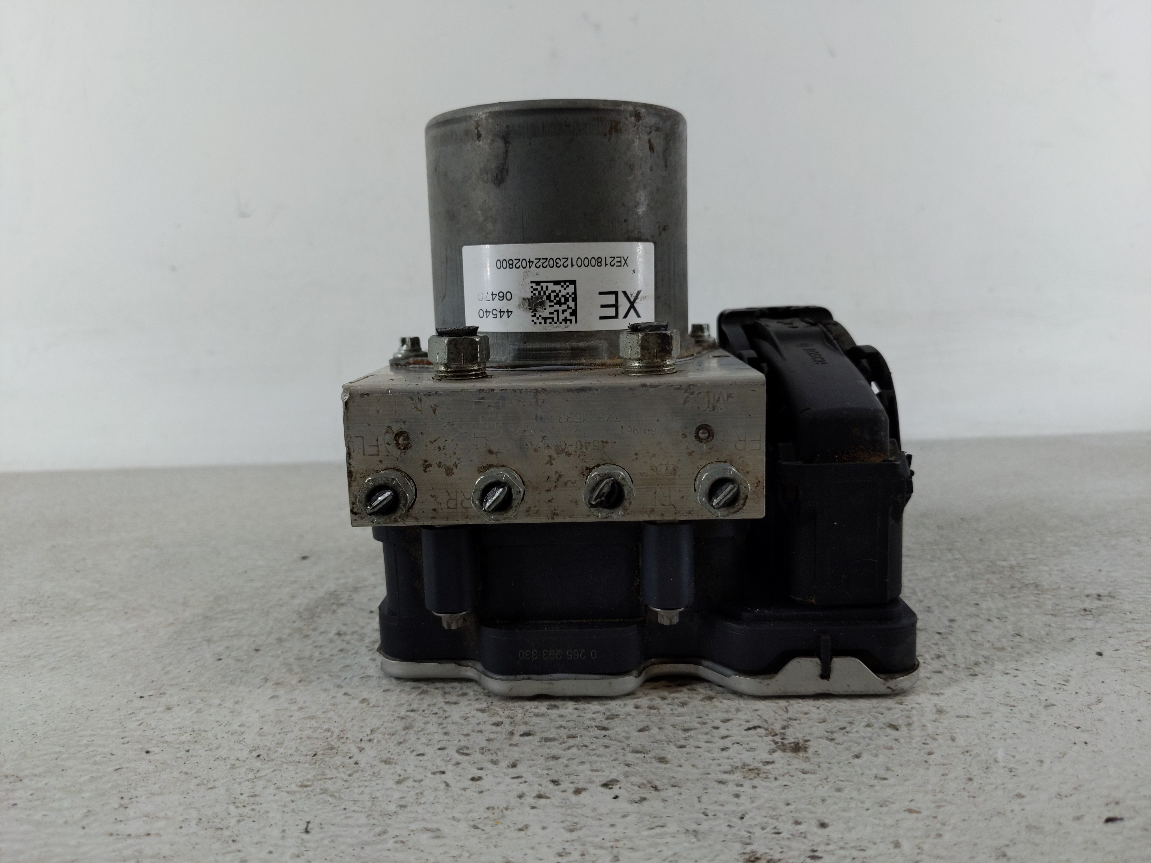 2021 Toyota Camry Abs Pump Control Module 1173995 - Oemusedautoparts1.com