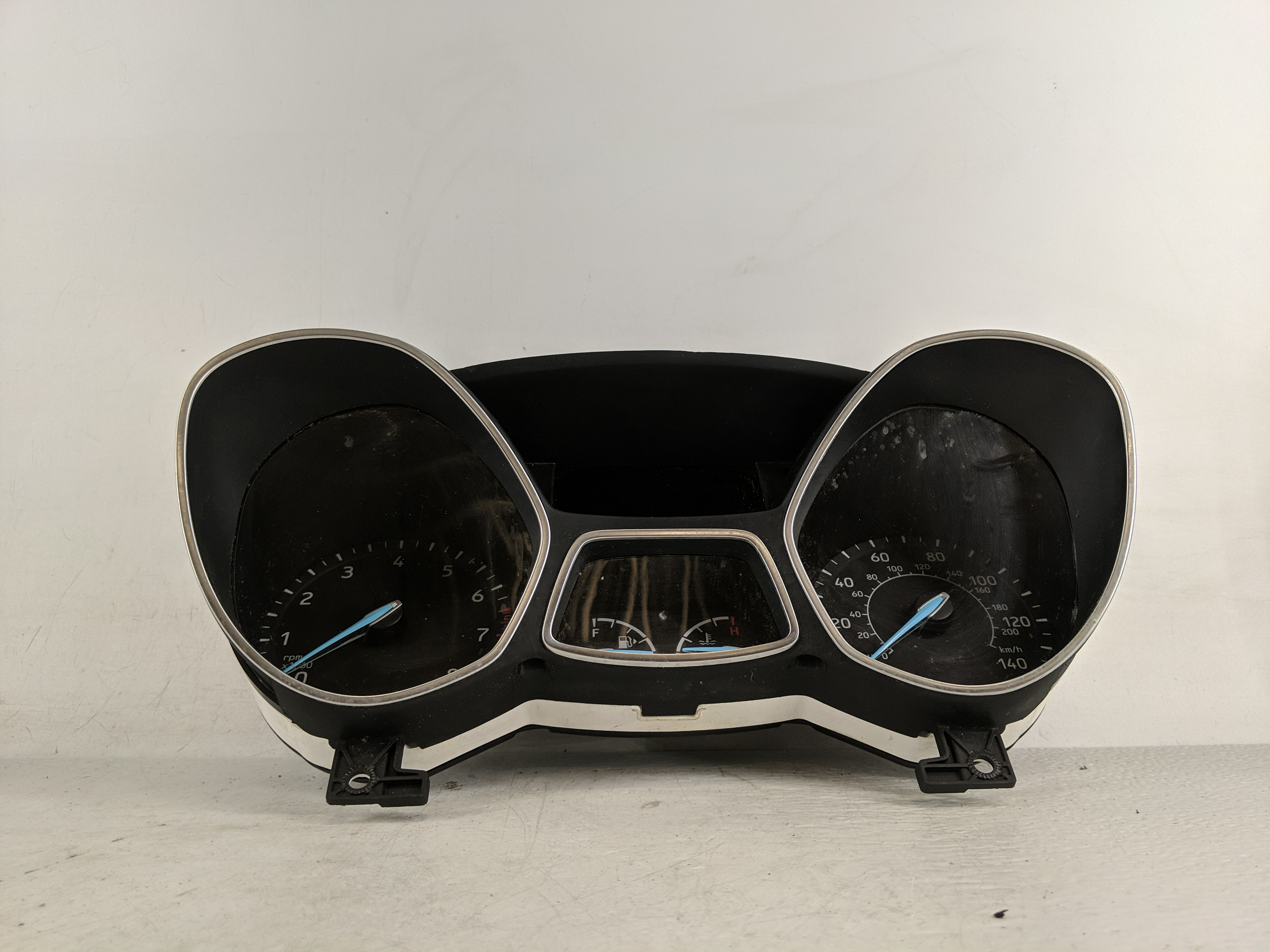 2018-2018 Ford Escape Speedometer Instrument Cluster Gauges 1174021 - Oemusedautoparts1.com