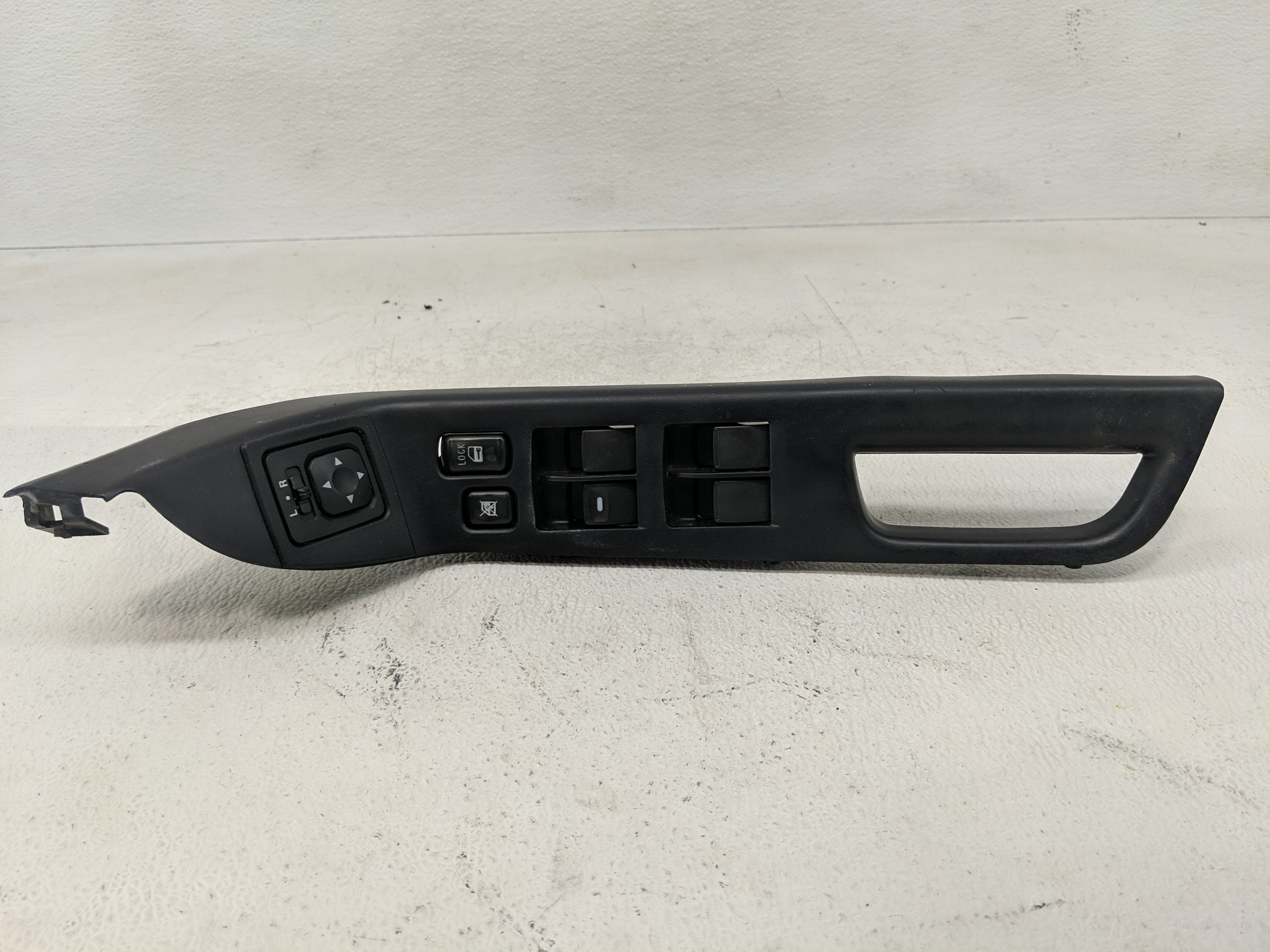 Picture of 2007-2017 Mitsubishi Lancer Driver Left Door Master Power Window Switch 1174041