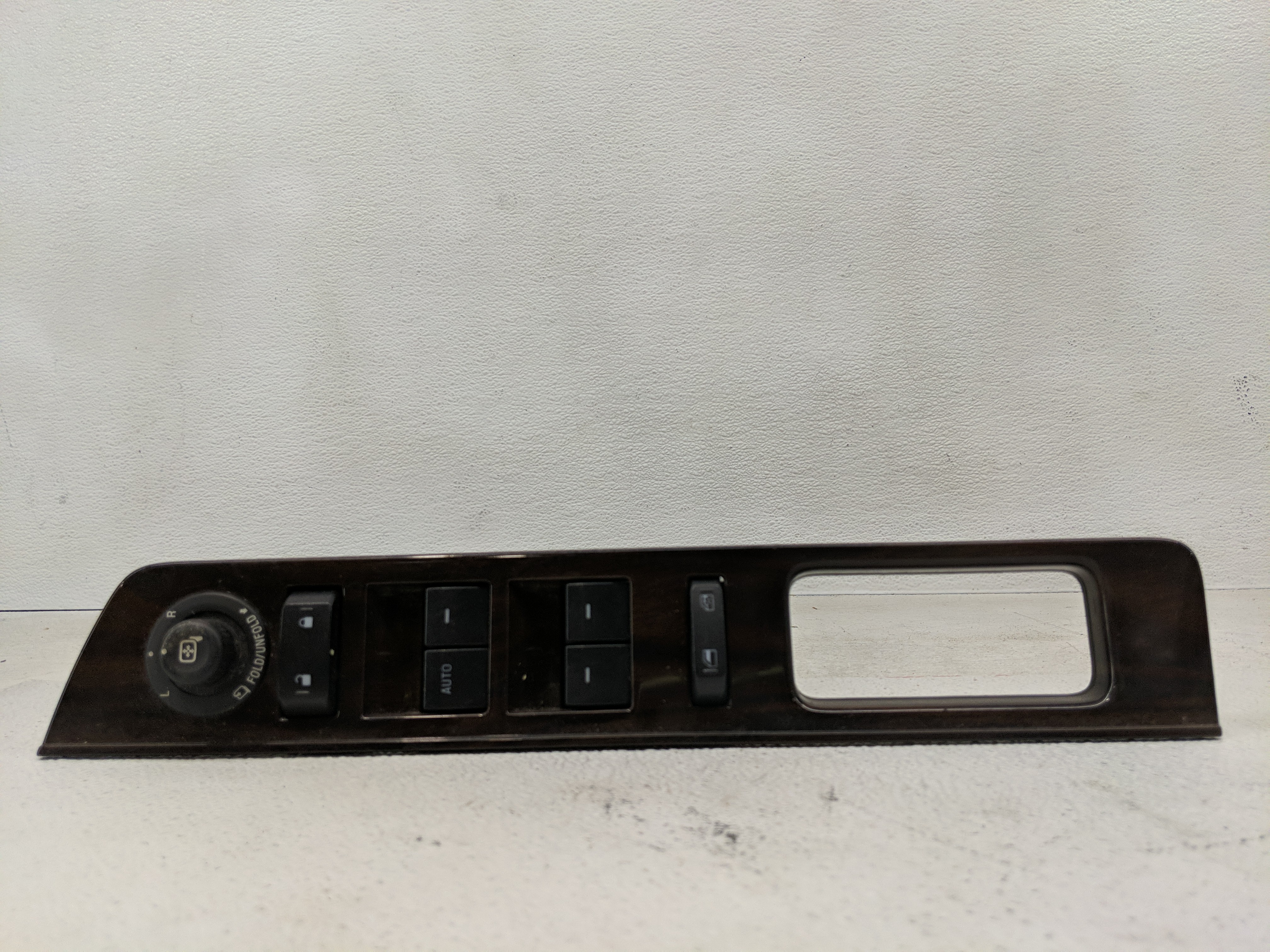 Picture of 2016 Ford Expedition Driver Left Door Master Power Window Switch 1174046