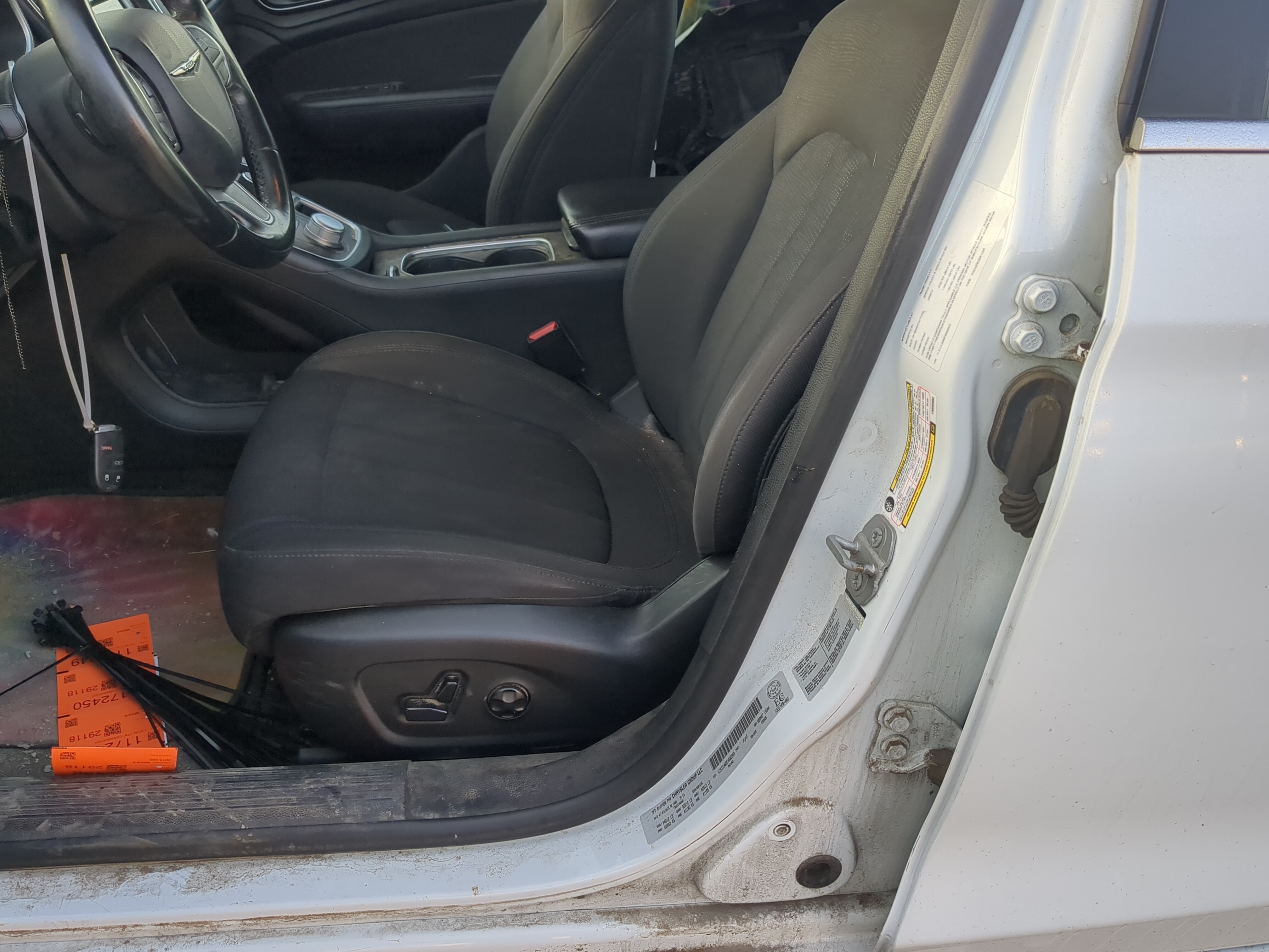 Picture of 2015-2017 Chrysler 200 Driver Front Seat Oem 1174070