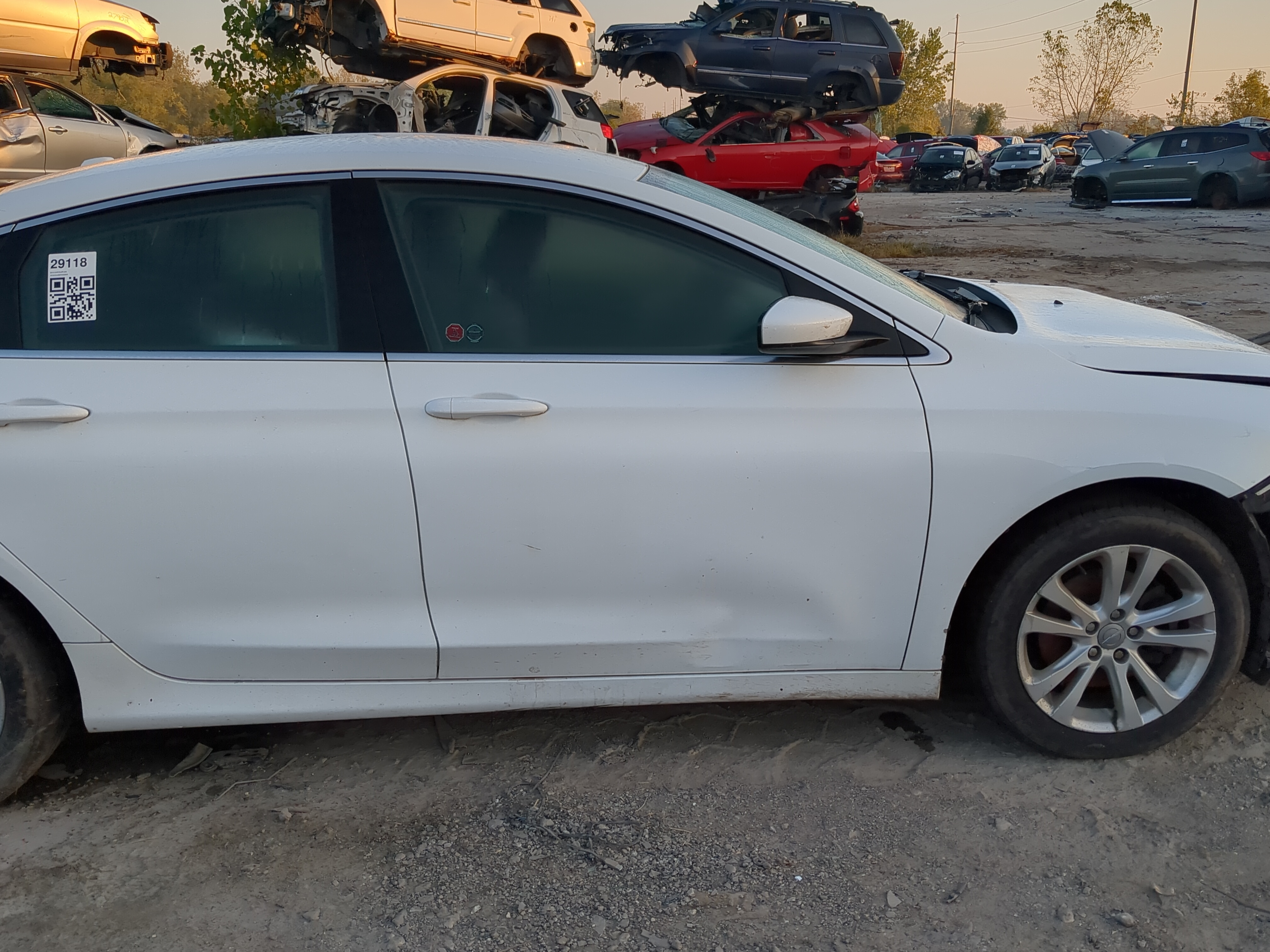 2015-2017 Chrysler 200 Passenger Front Door Oem 1174214 - Oemusedautoparts1.com