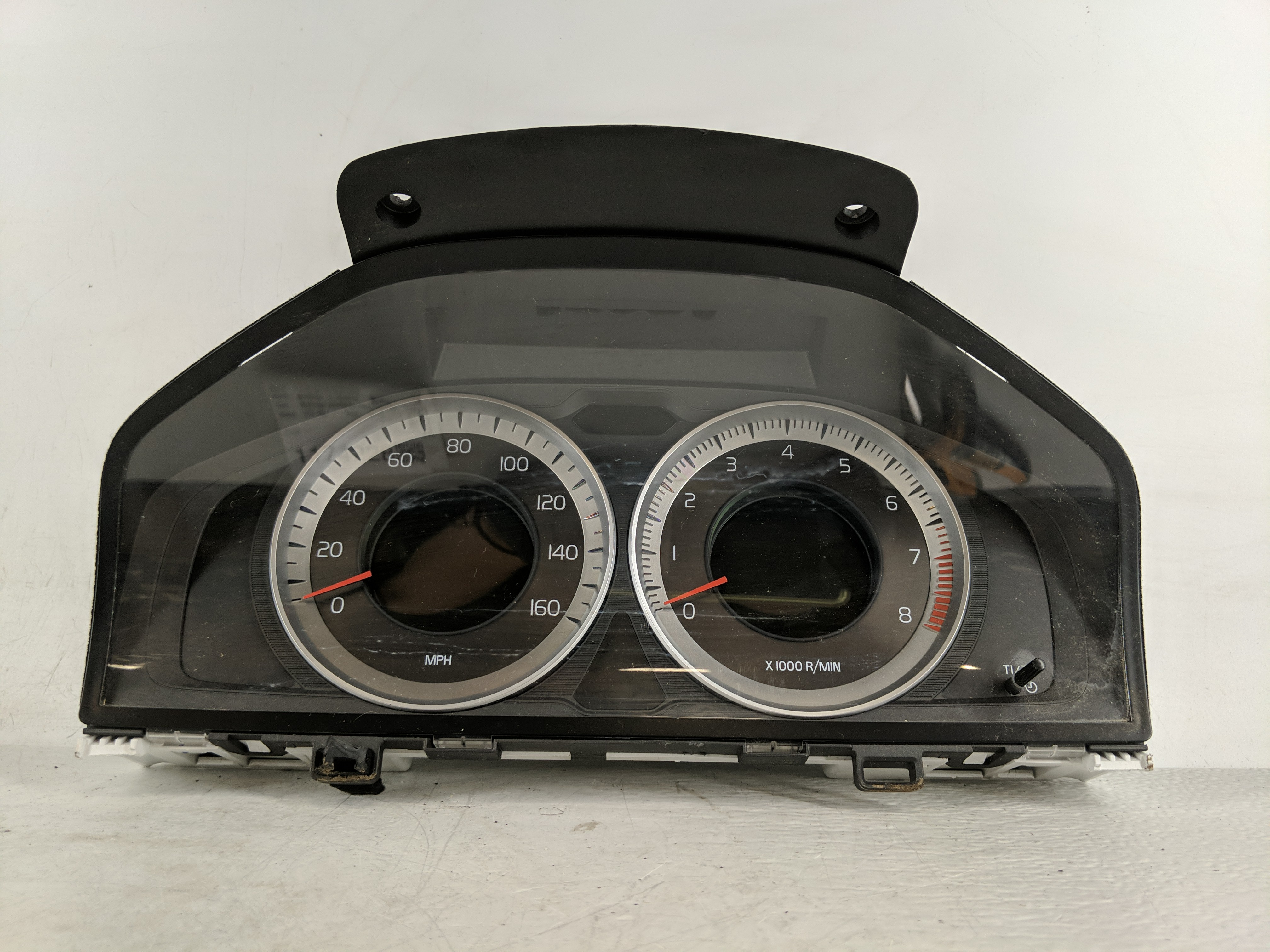 2013-2013 Volvo V60 Speedometer Instrument Cluster Gauges 31343326aa 1174228 - Oemusedautoparts1.com
