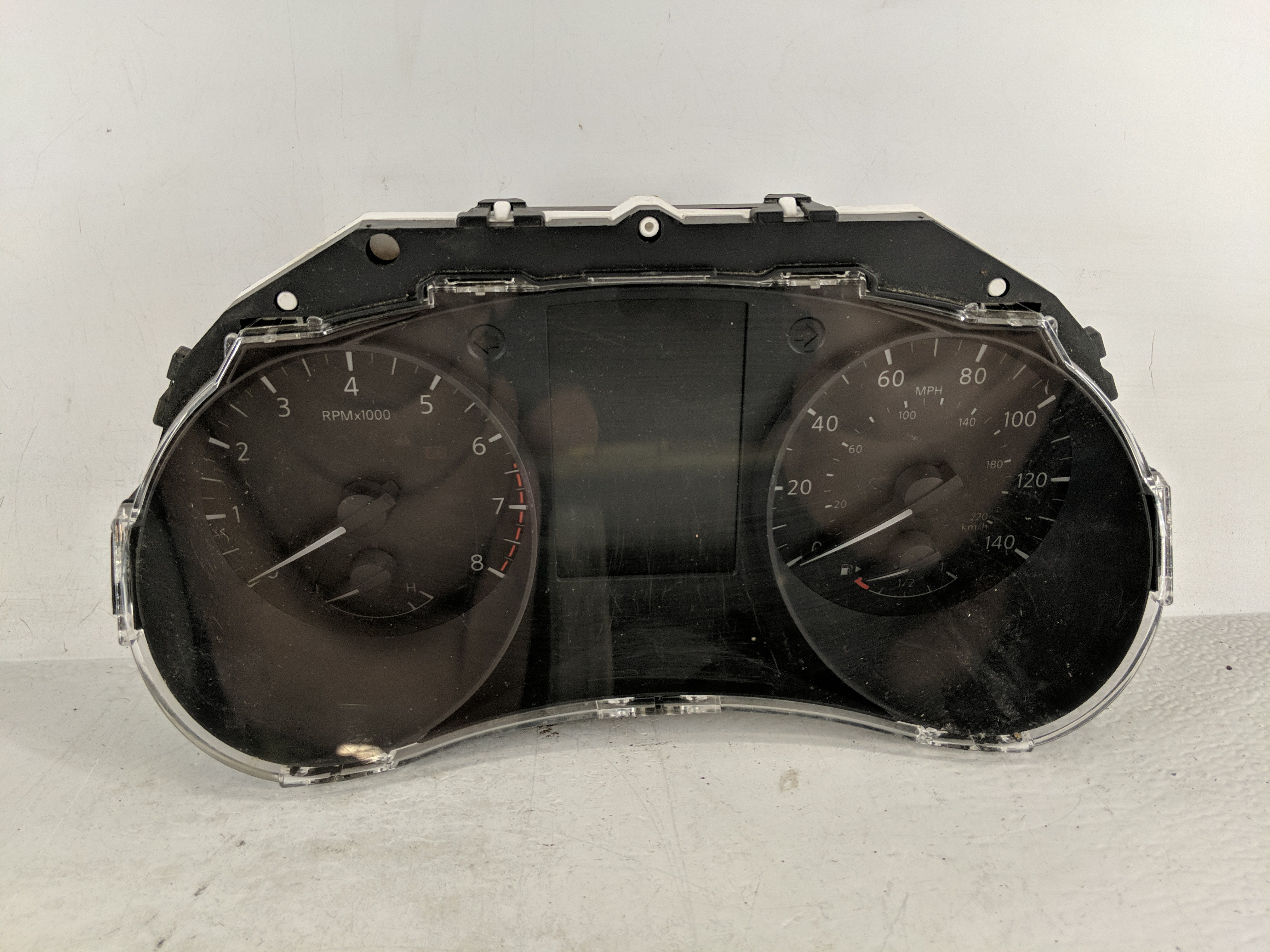 2017-2017 Nissan Rogue Speedometer Instrument Cluster Gauges 248106fl0a 1174230 - Oemusedautoparts1.com
