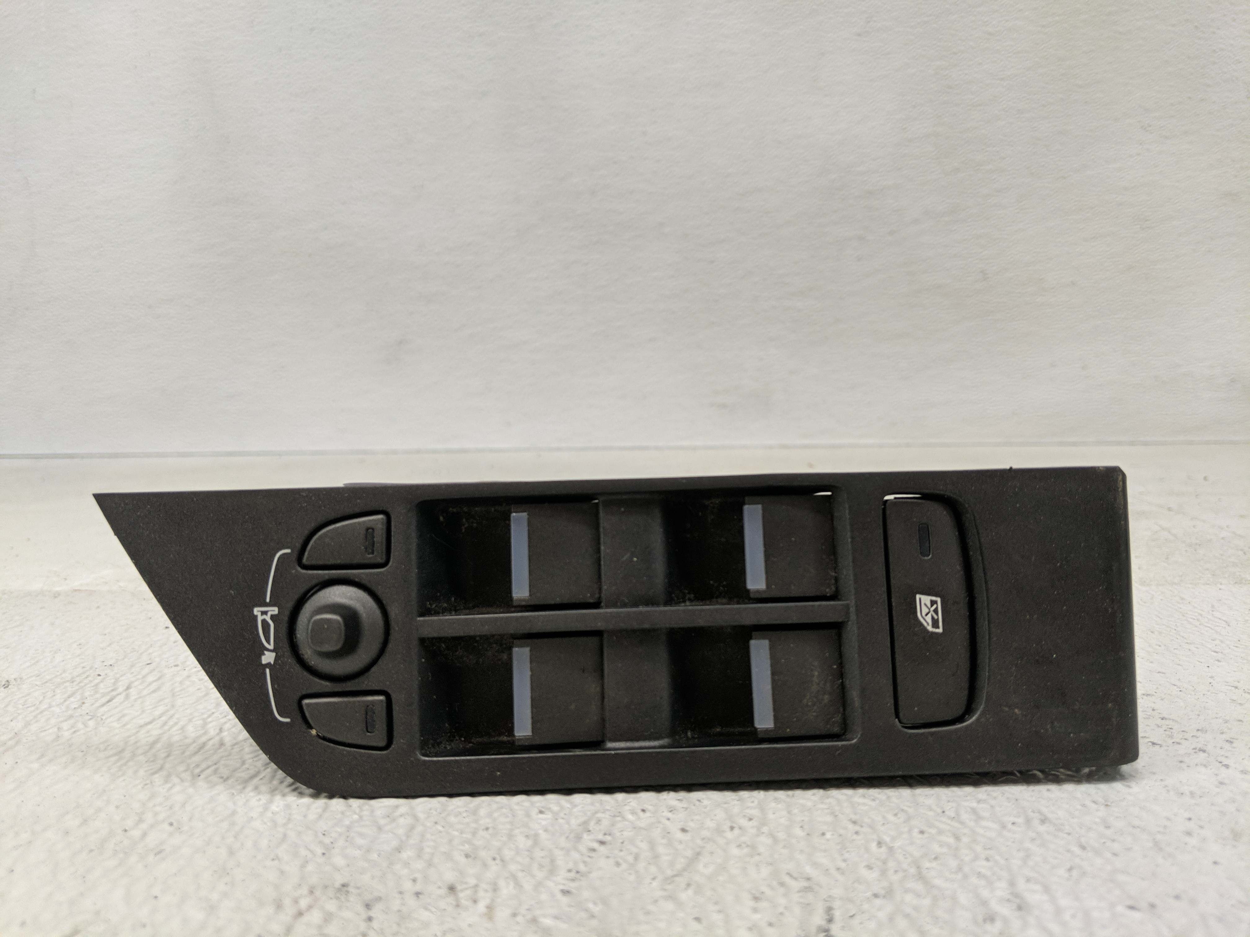 Picture of 2012 Land Rover Range Rover Evoque Driver Left Door Master Power Window Switch 1174242