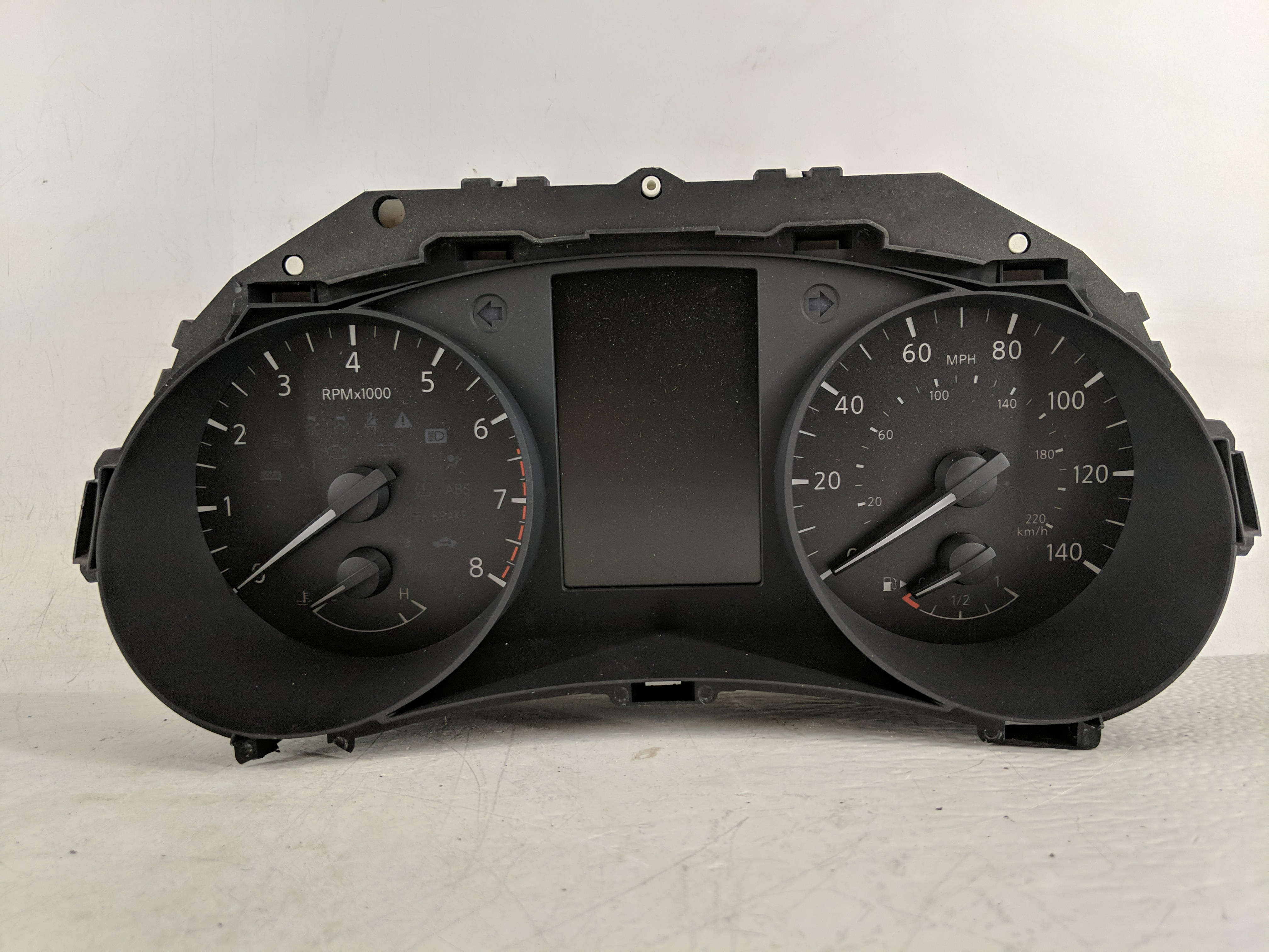 2017-2017 Nissan Rogue Speedometer Instrument Cluster Gauges 248106fl0a 1174302 - Oemusedautoparts1.com