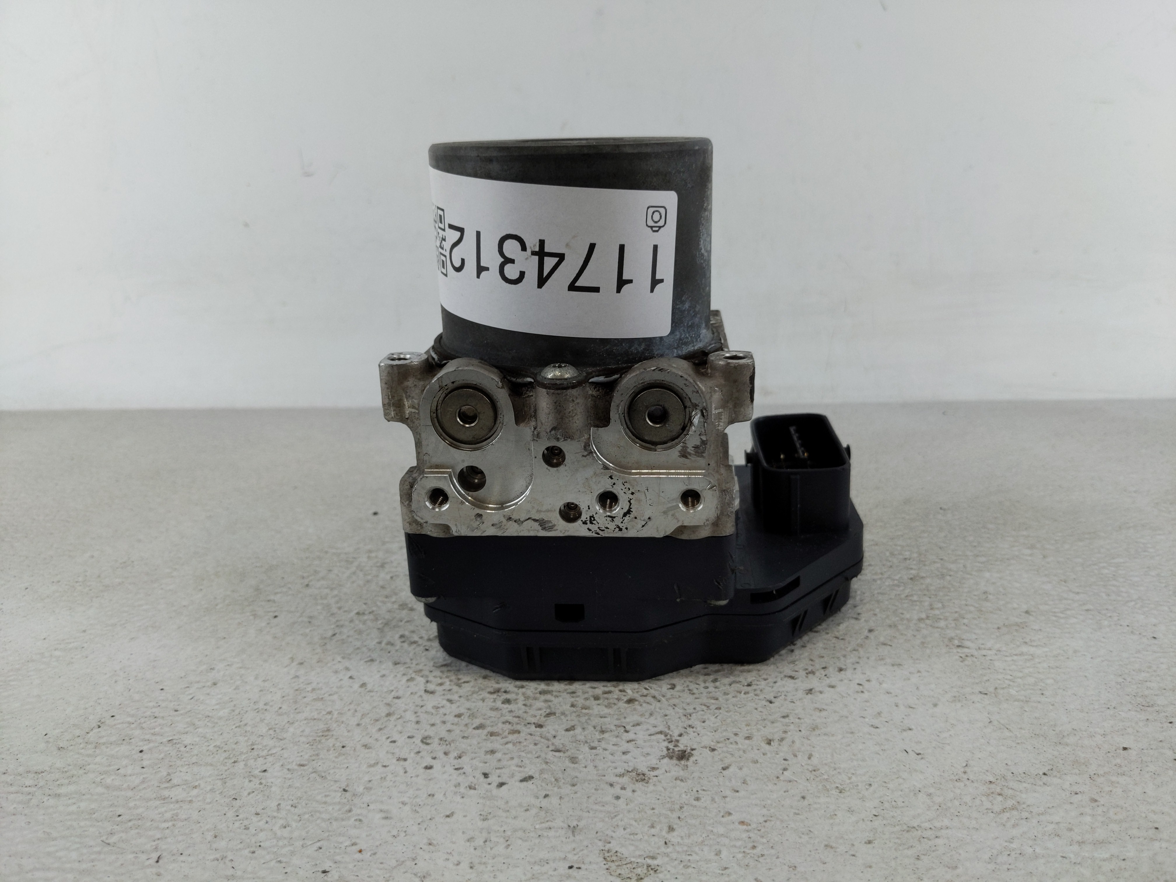 2014-2016 Toyota Highlander Abs Pump Control Module 1174312 - Oemusedautoparts1.com
