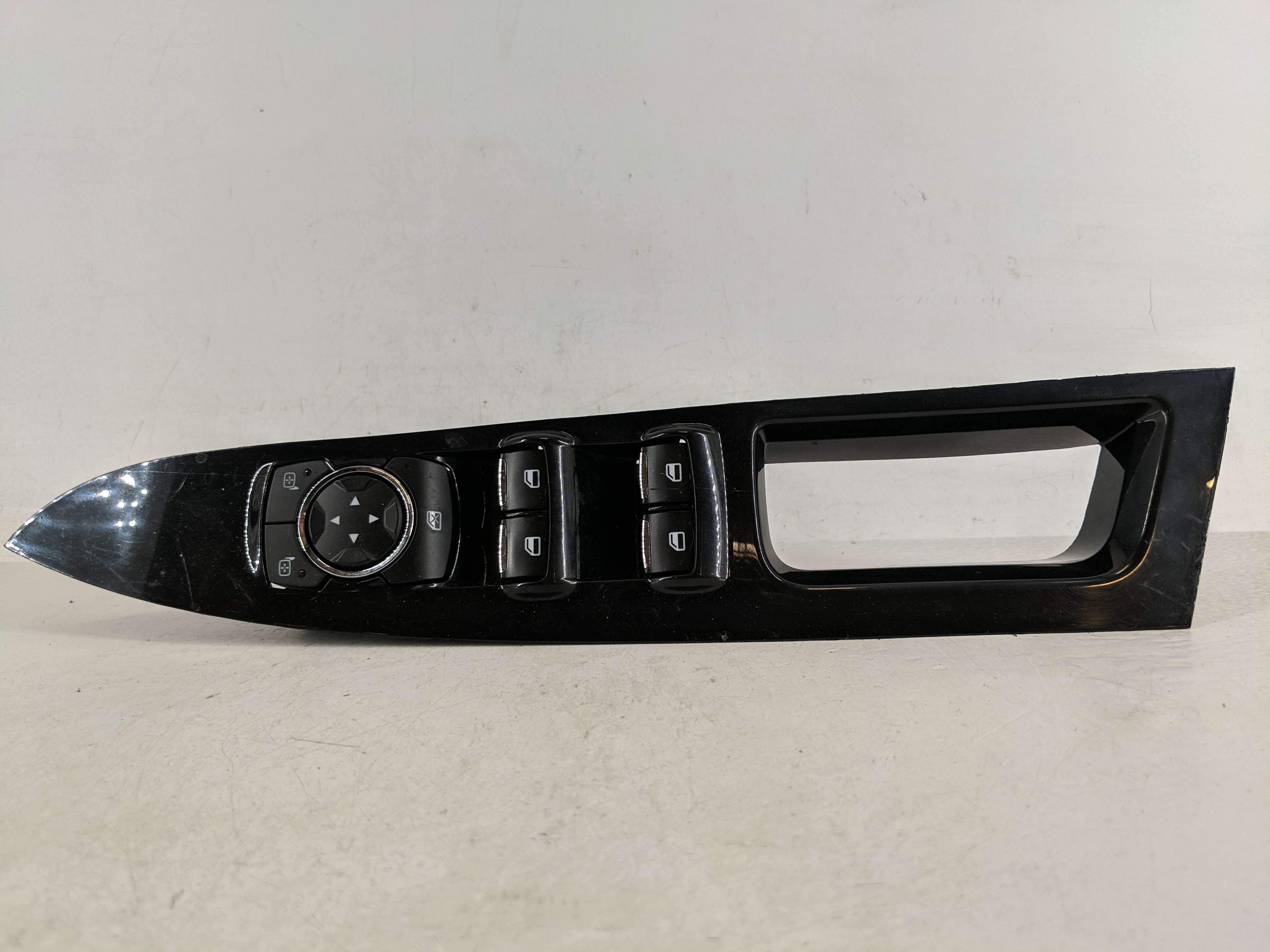 Picture of 2013-2020 Ford Fusion Driver Left Door Master Power Window Switch 1174314