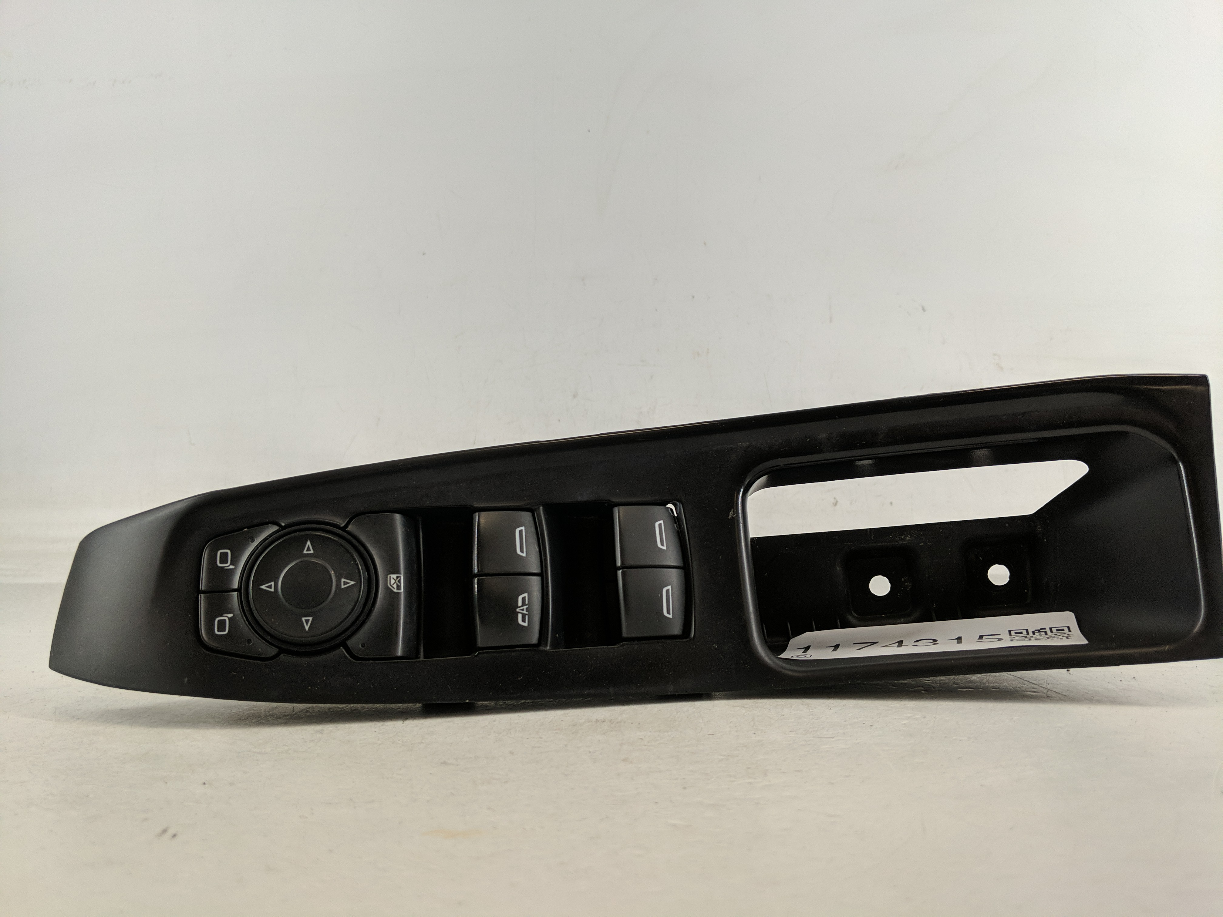 2021 Chevrolet Traverse Driver Left Door Master Power Window Switch 1174315 - Oemusedautoparts1.com