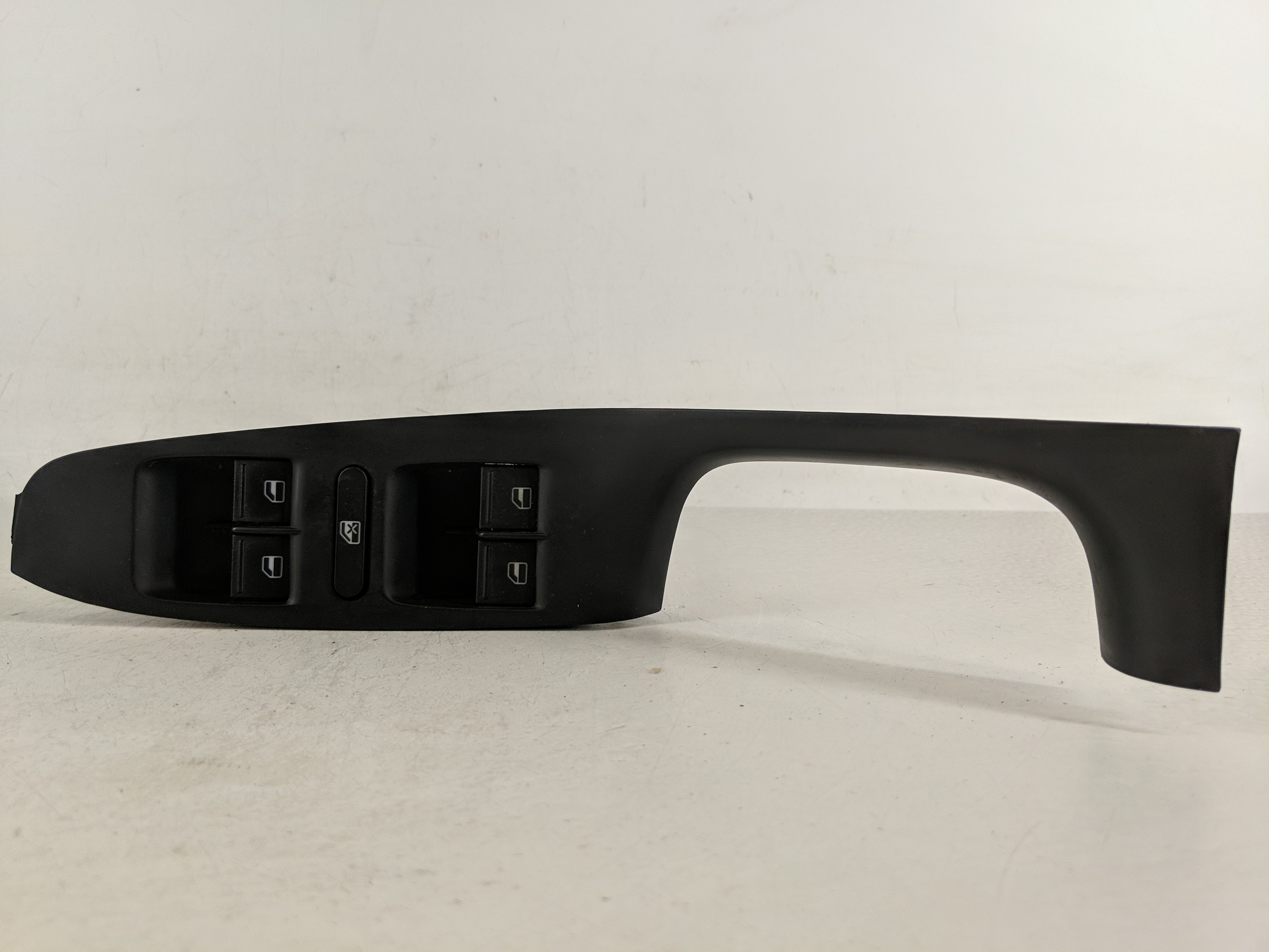 Picture of 2005-2018 Volkswagen Jetta Driver Left Door Master Power Window Switch 1174316