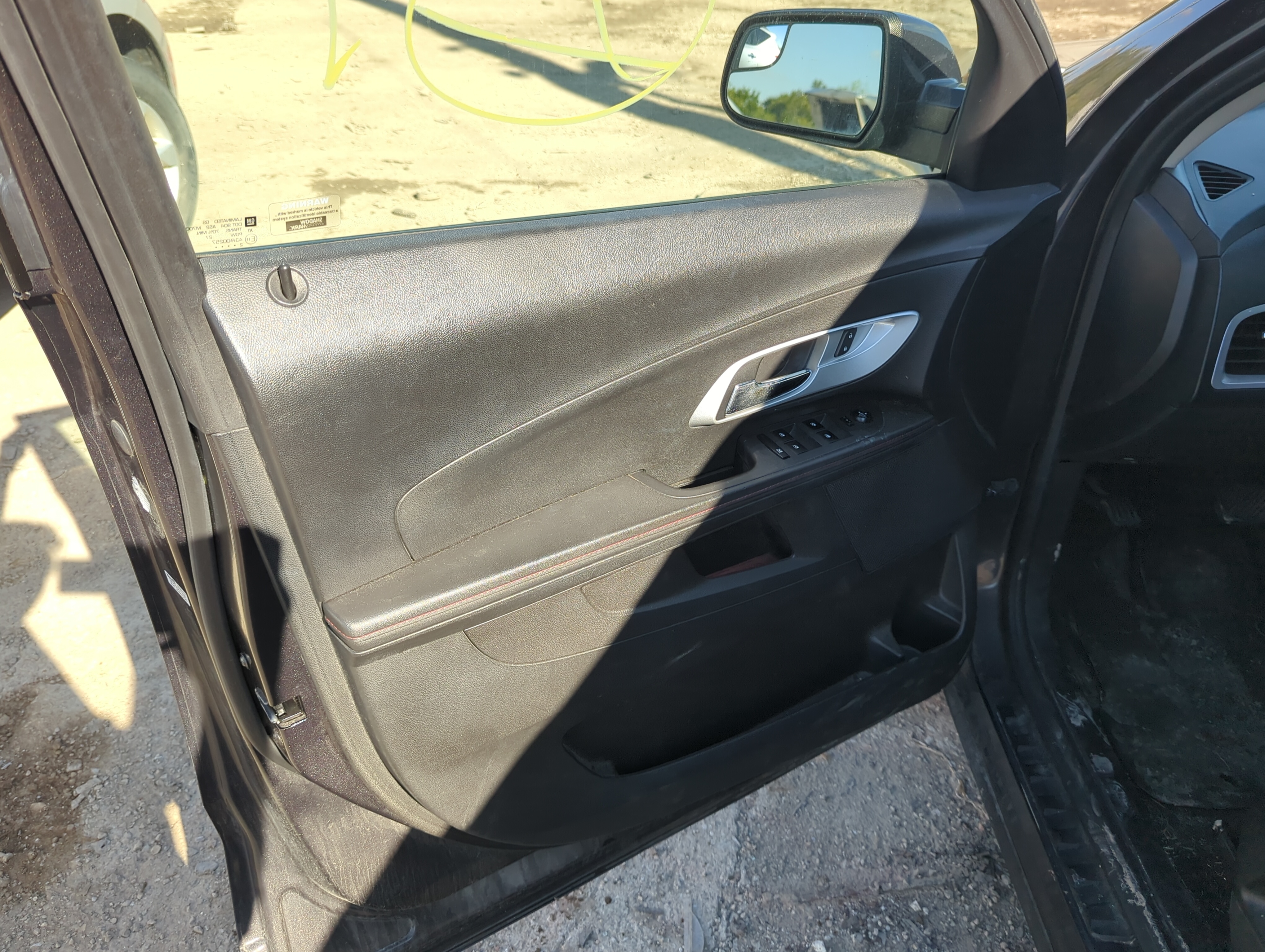 2010-2017 Chevrolet Equinox Driver Left Door Master Power Window Switch 1174358 - Oemusedautoparts1.com