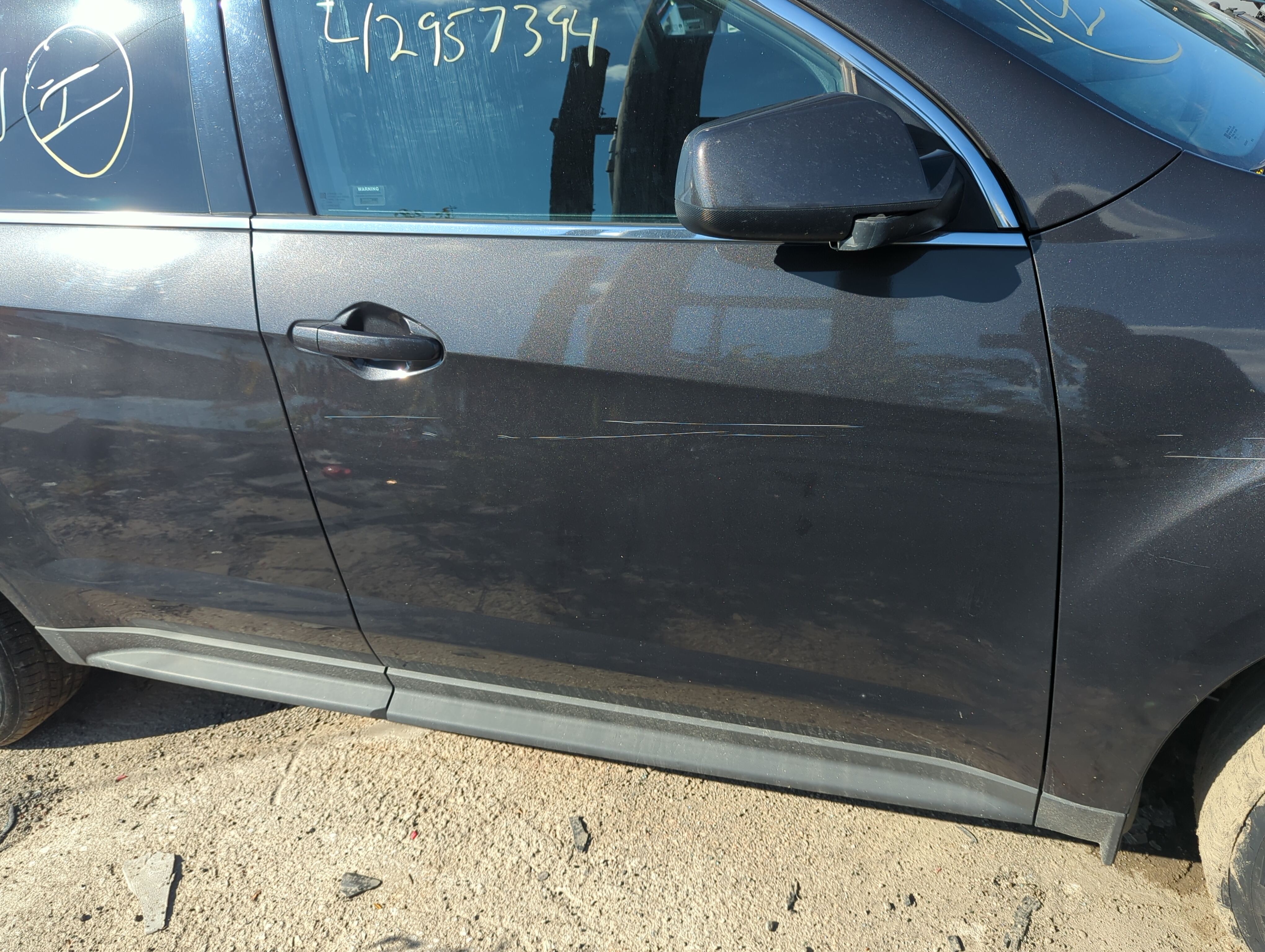 2012-2017 Chevrolet Equinox Passenger Front Door Oem 1174530 - Oemusedautoparts1.com