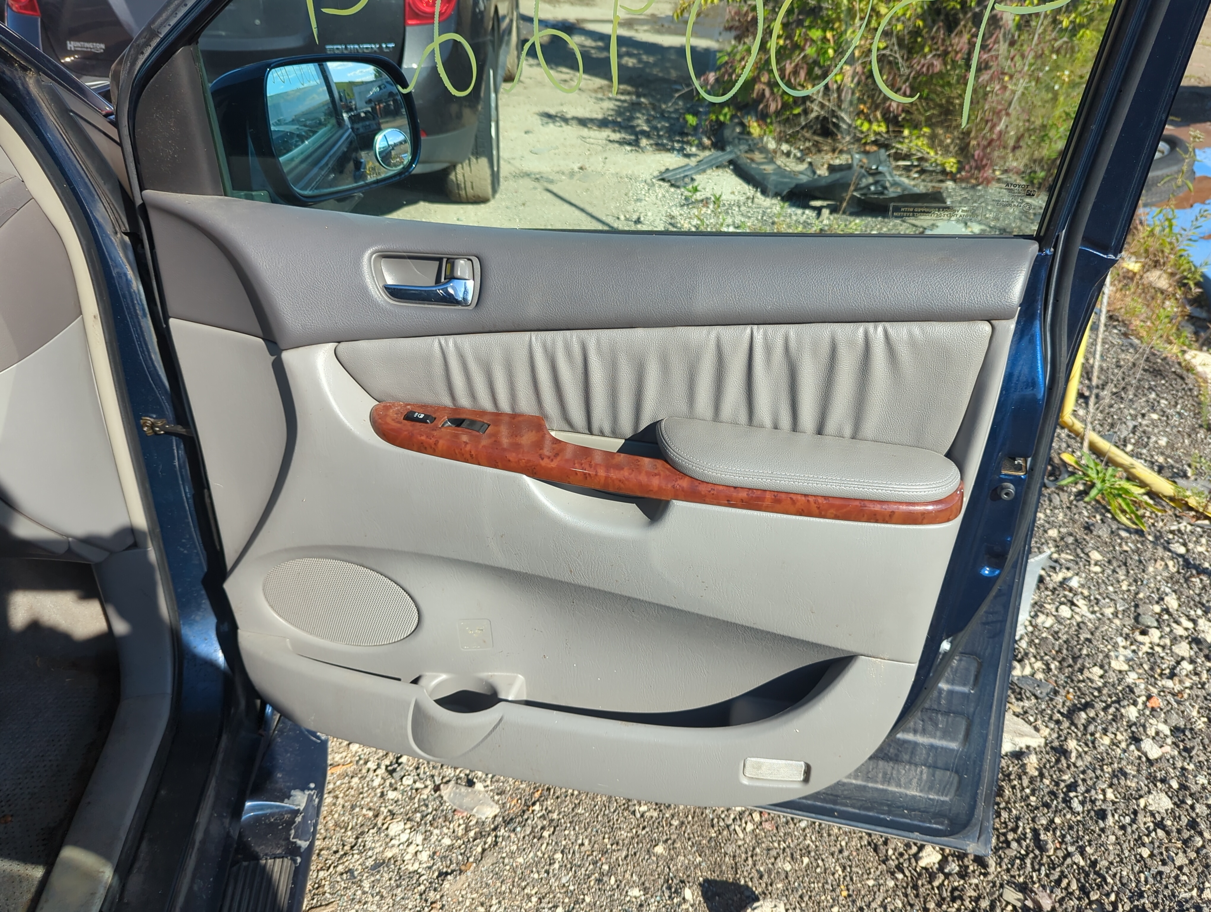 Picture of 2005 Toyota Sienna Front Right Passenger Interior Door Panel Trim 1174666