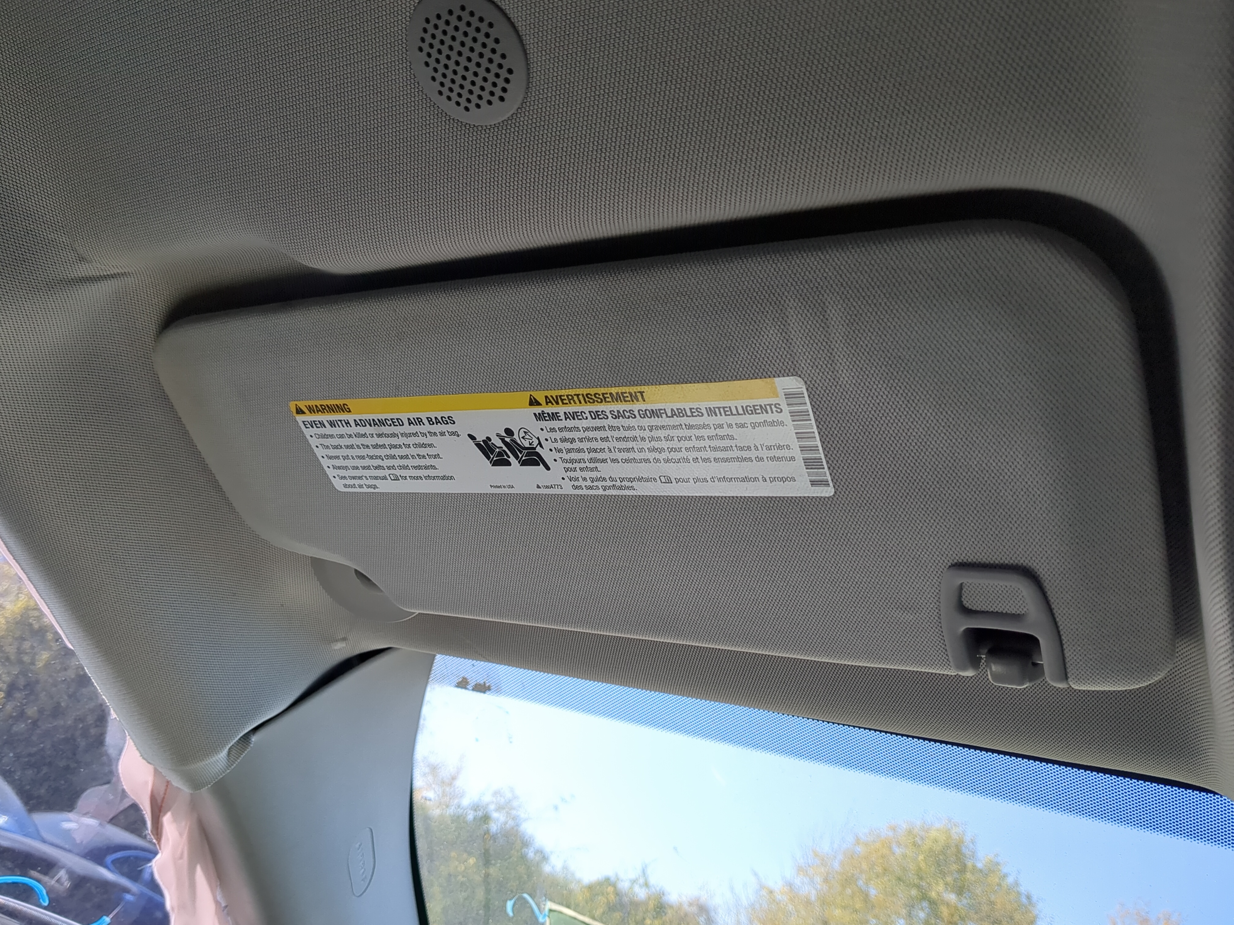 2010-2017 Chevrolet Equinox Driver Sun Visor Mirror Left Sunvisor 1174786 - Oemusedautoparts1.com