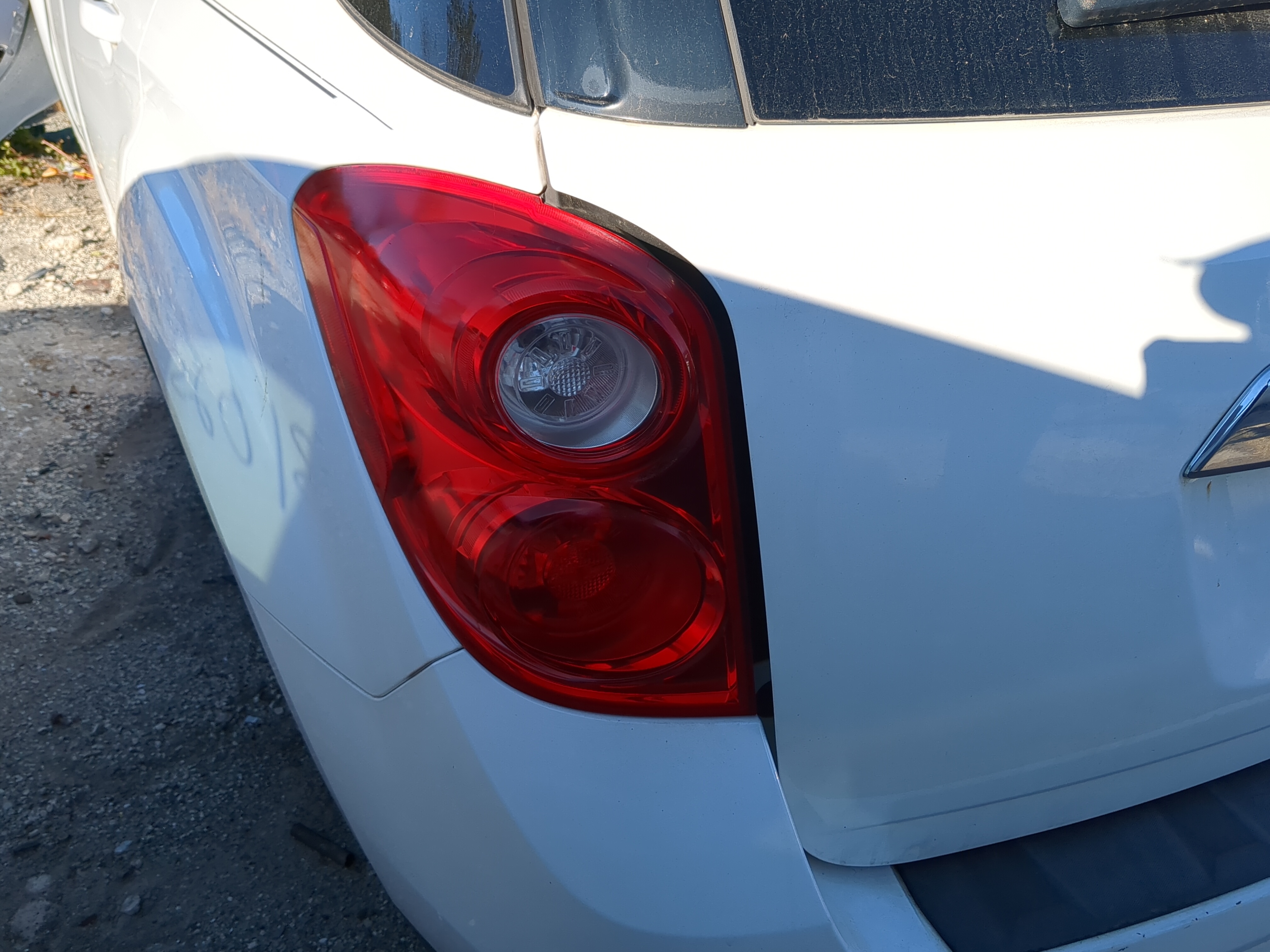 Picture of 2010-2015 Chevrolet Equinox Driver Left Side Tail Light Taillight Oem 1174793