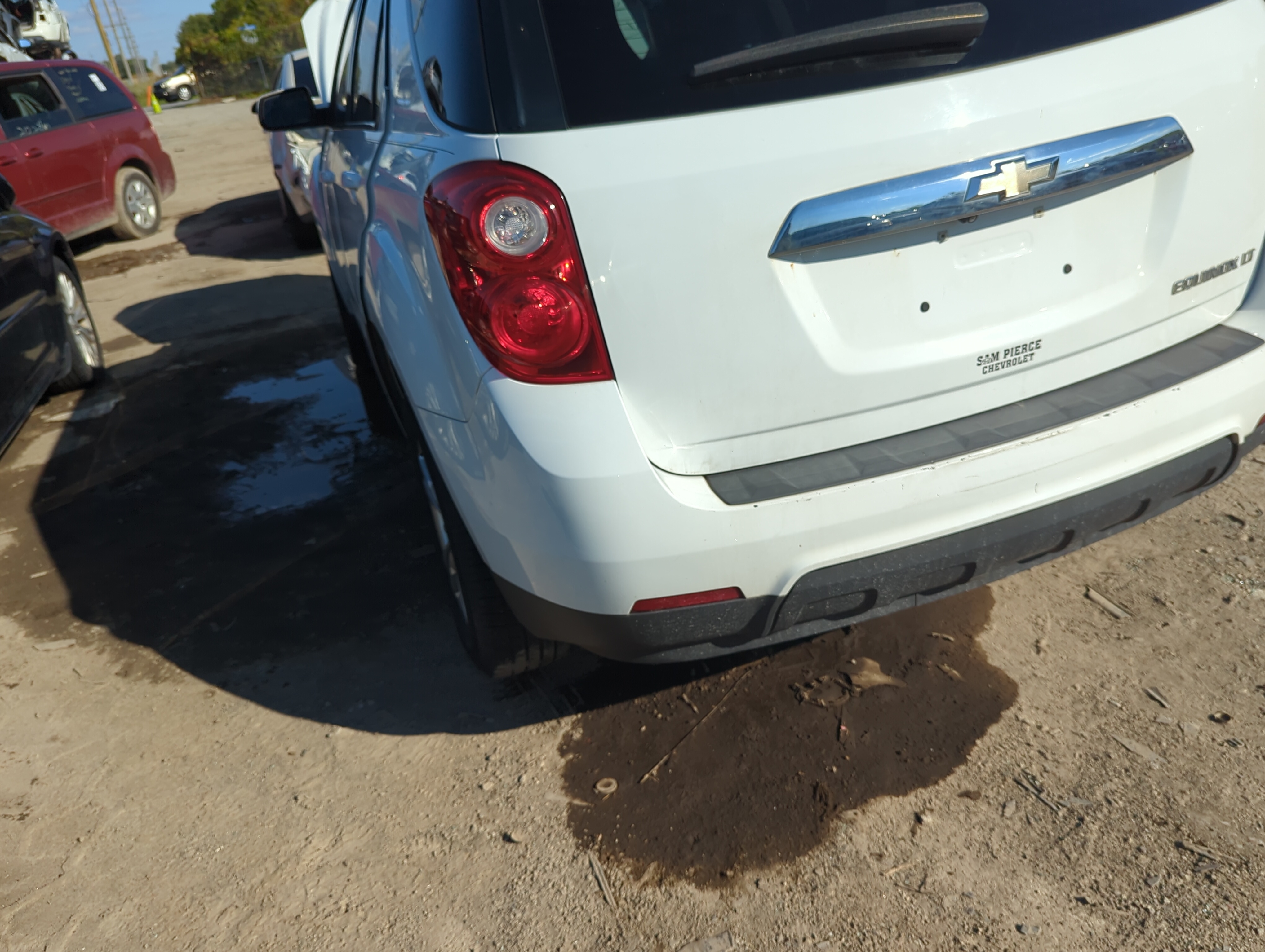 2010-2015 Chevrolet Equinox Rear Bumper Assembly Oem 1174854 - Oemusedautoparts1.com