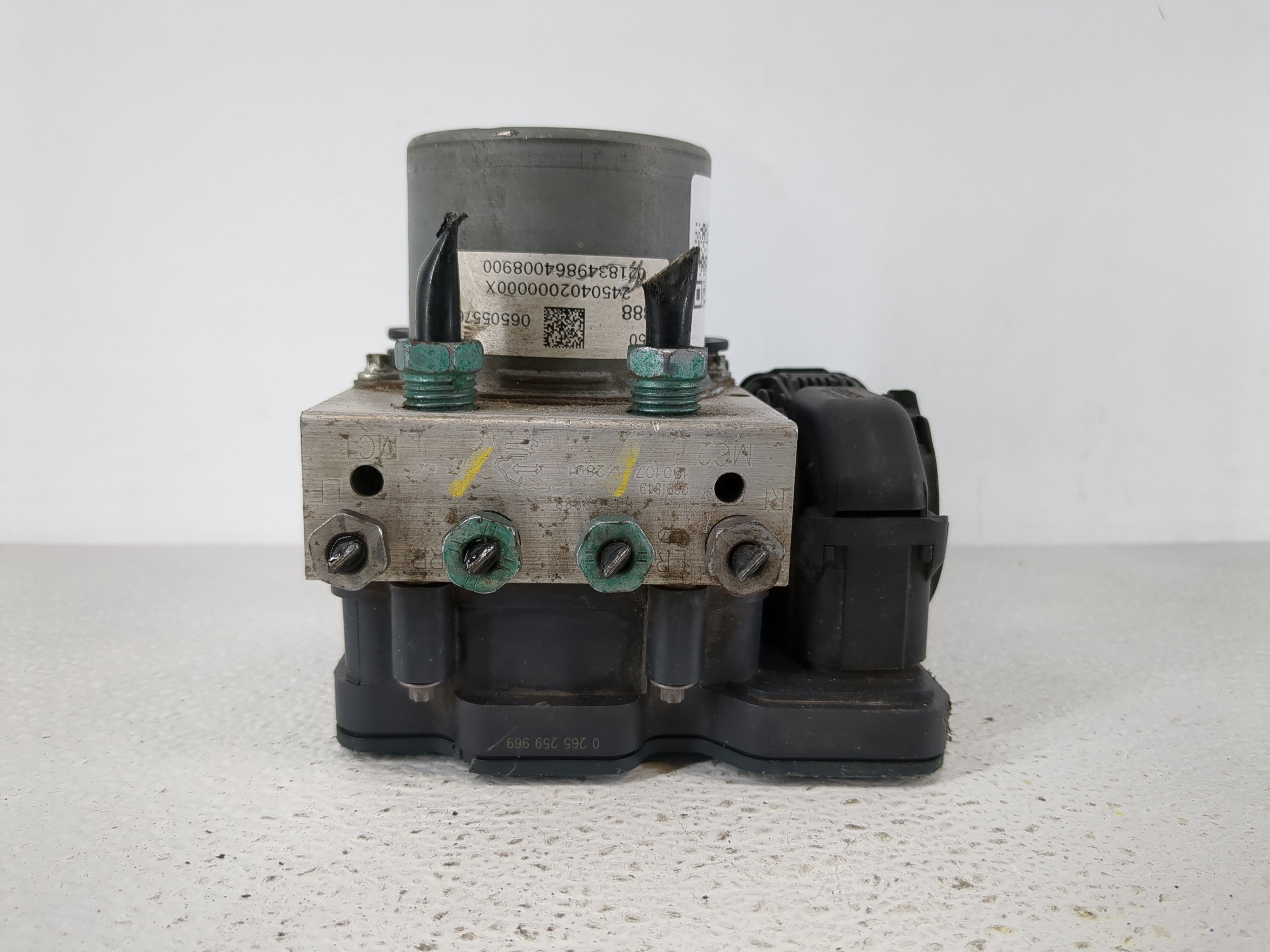 2019-2021 Chevrolet Malibu Abs Pump Control Module 1174863 - Oemusedautoparts1.com