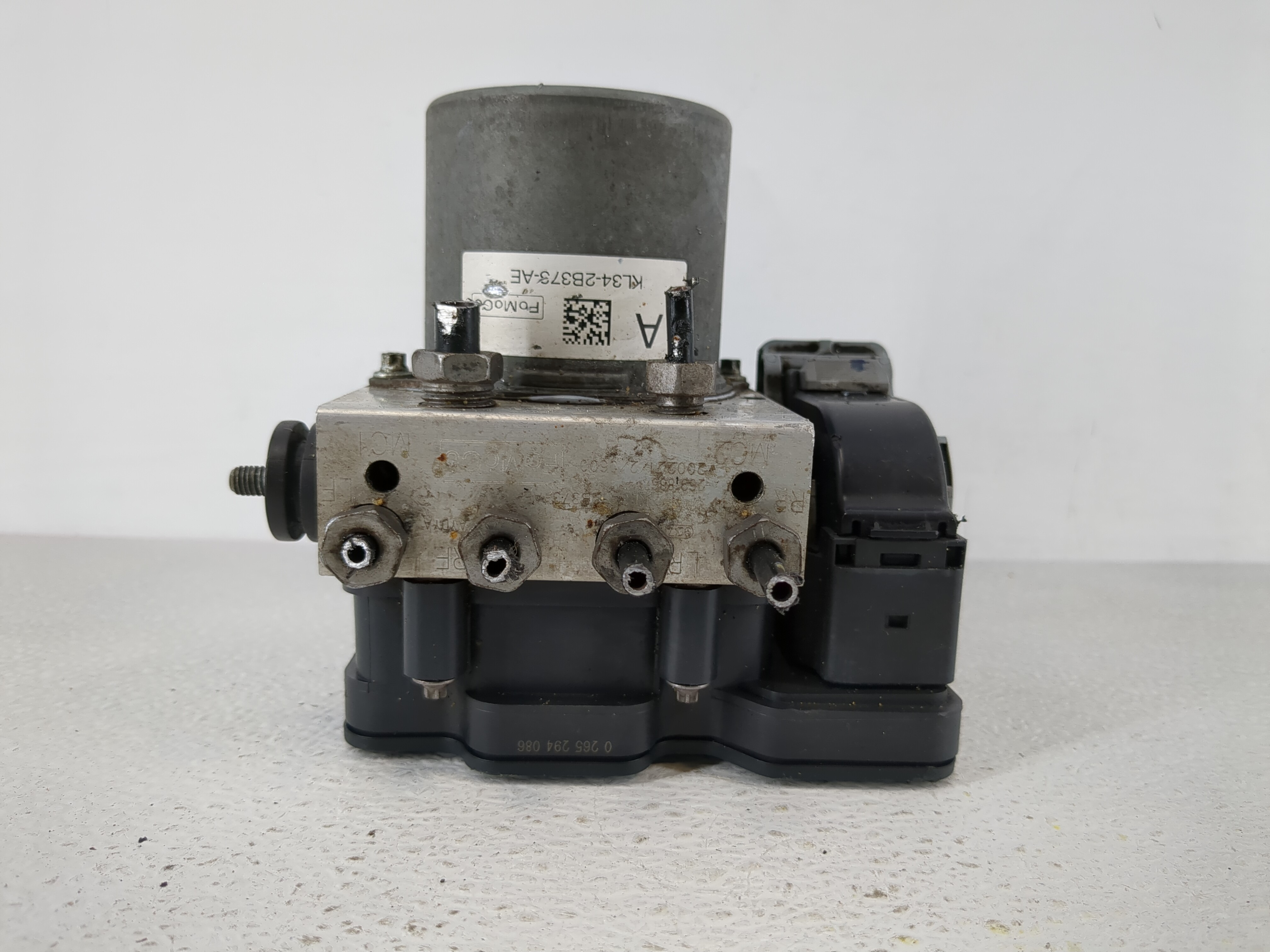 2019-2020 Ford F-150 Abs Pump Control Module 1174867 - Oemusedautoparts1.com