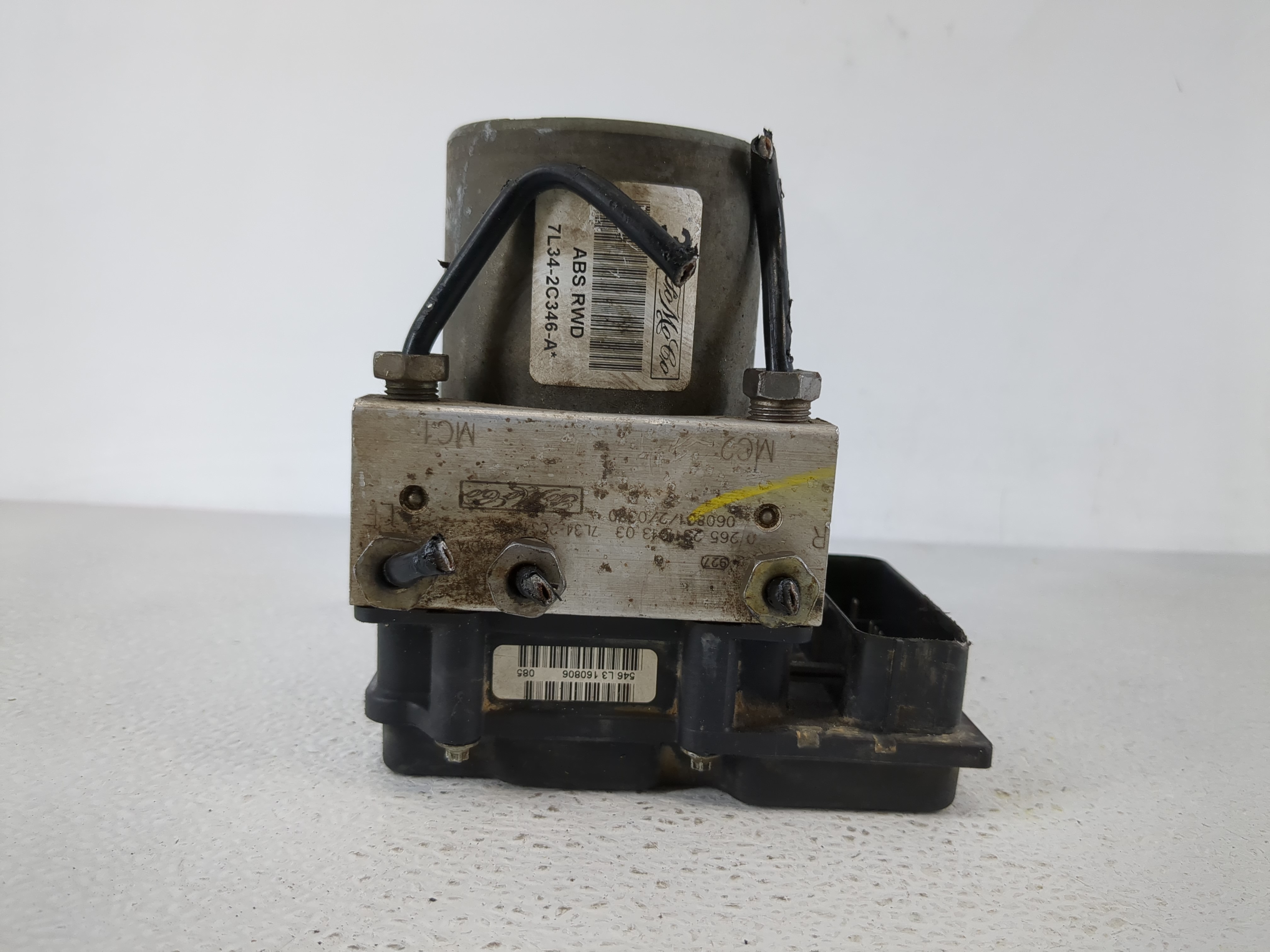 2007-2007 Ford F-150 Abs Pump Control Module 1174871 - Oemusedautoparts1.com