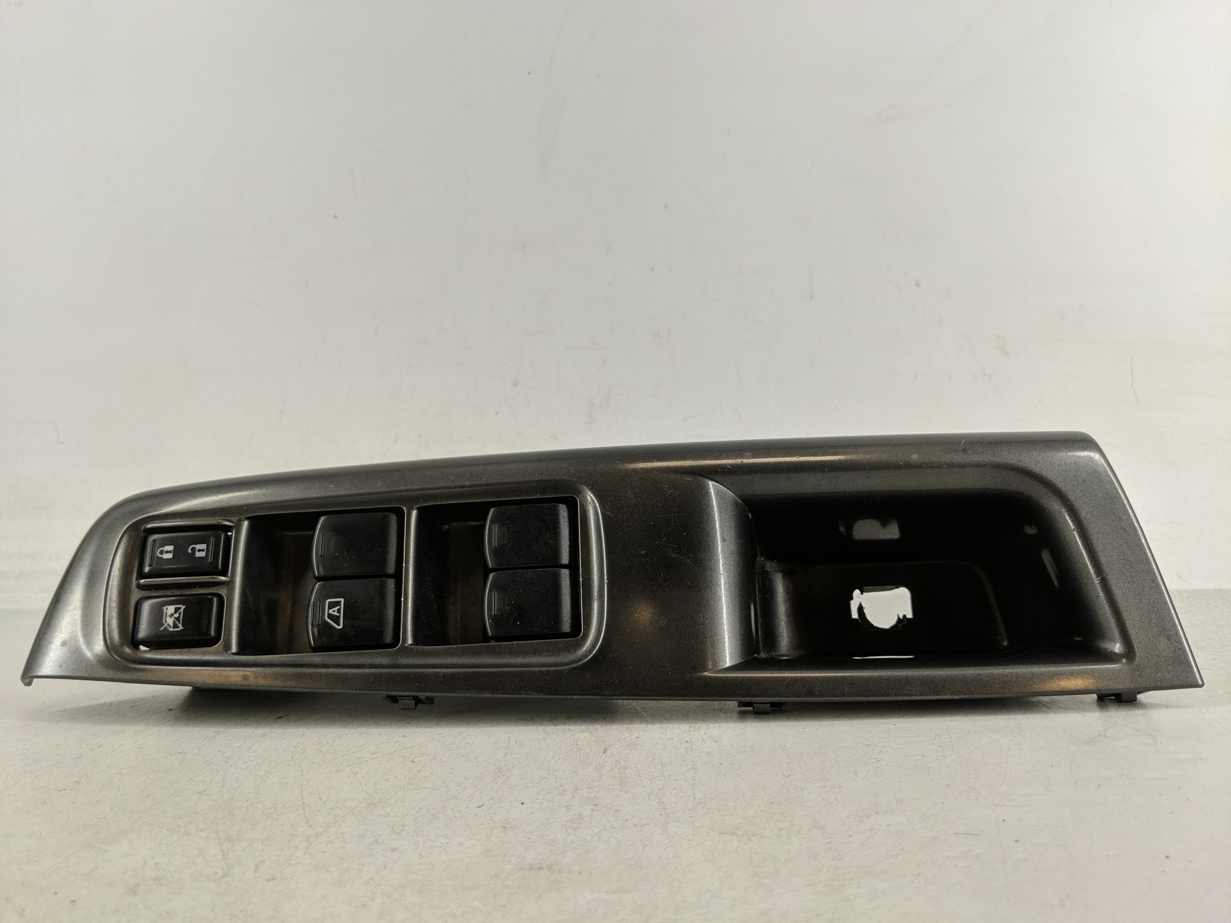 2011-2013 Subaru Forester Driver Left Door Master Power Window Switch 1174880 - Oemusedautoparts1.com