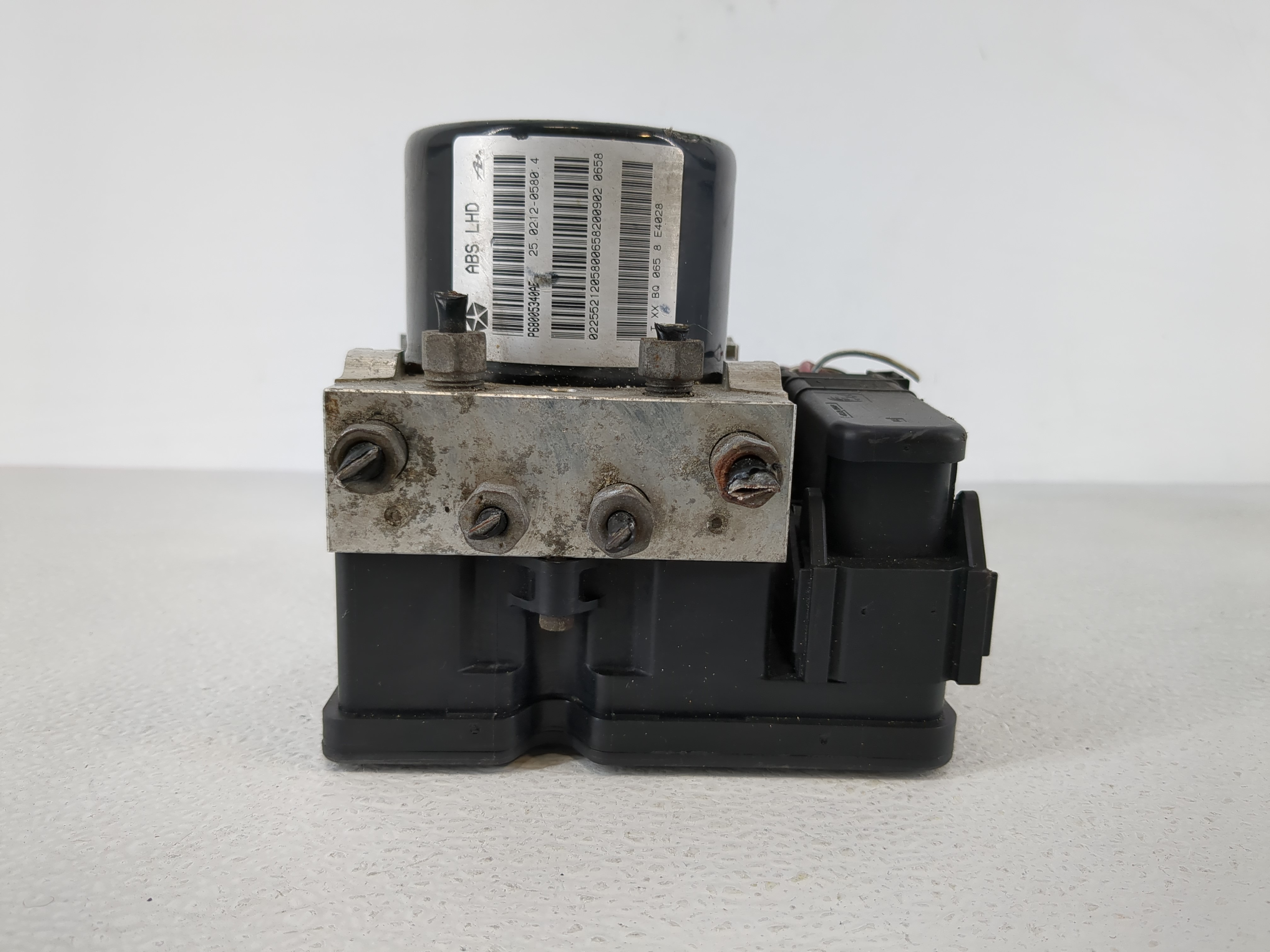 2007-2009 Chrysler Sebring Abs Pump Control Module 1174903 - Oemusedautoparts1.com