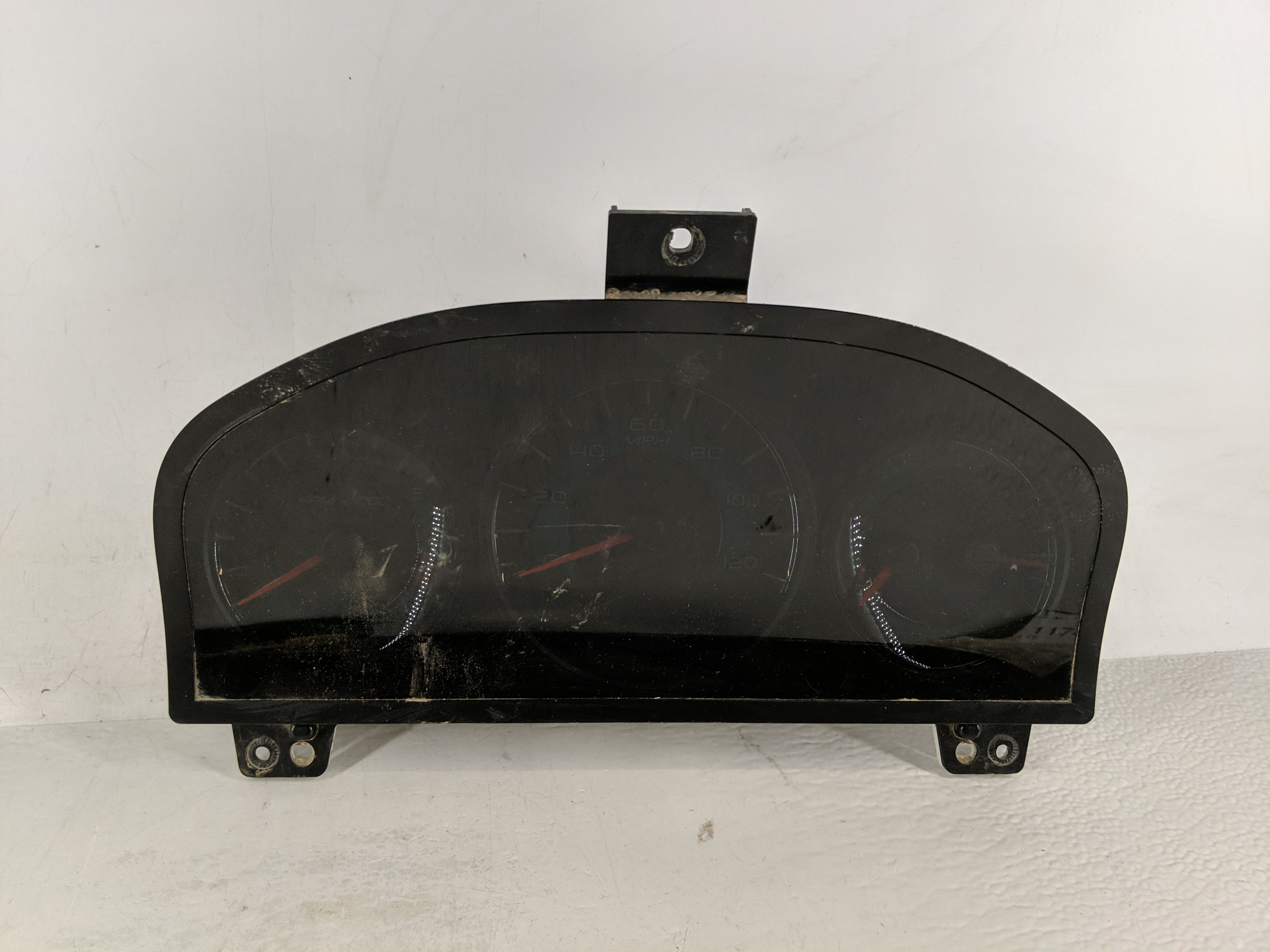 2010-2010 Ford Fusion Speedometer Instrument Cluster Gauges 1174909 - Oemusedautoparts1.com
