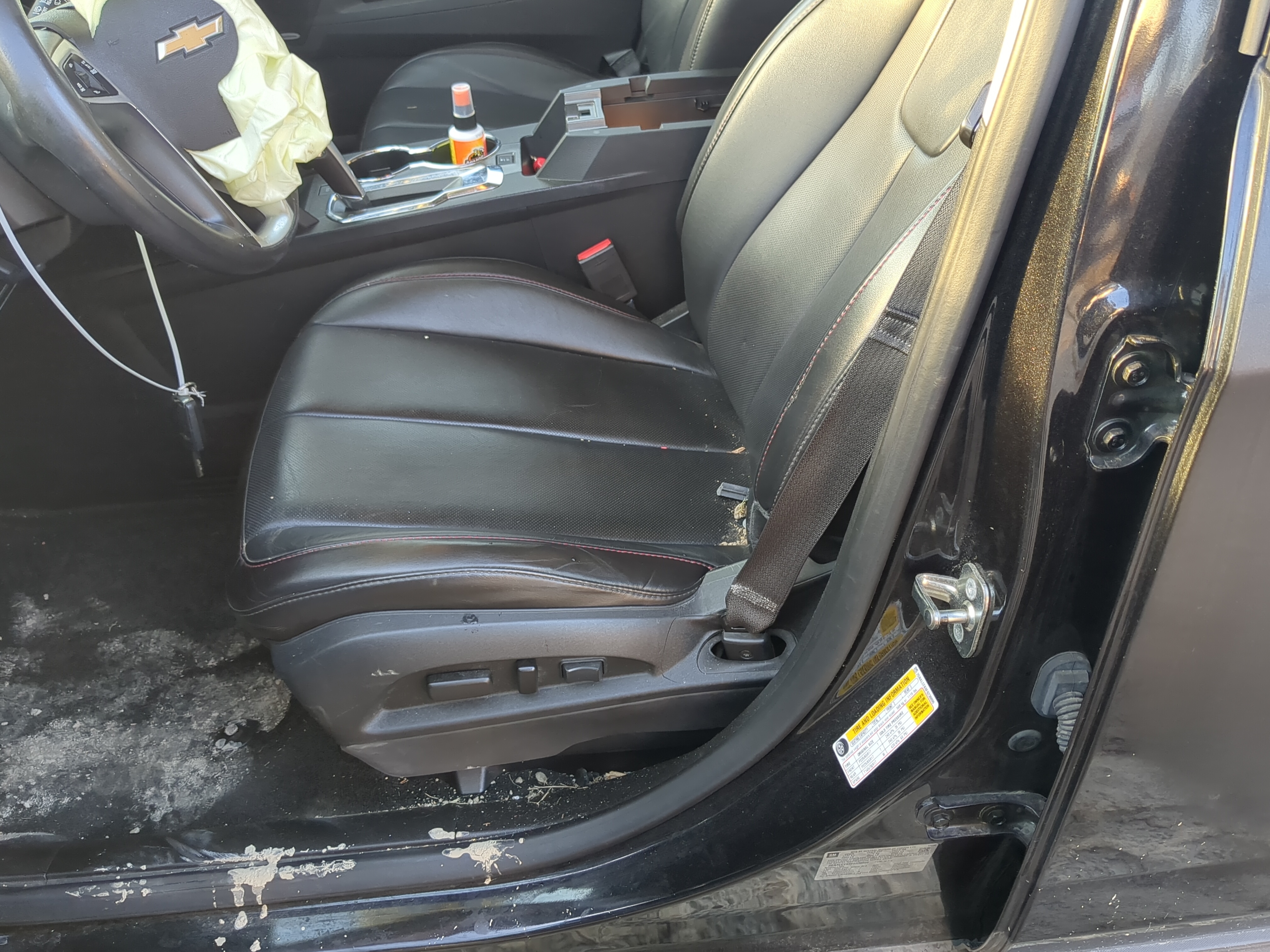 Picture of 2014-2017 Chevrolet Equinox Driver Front Seat Oem 1174944