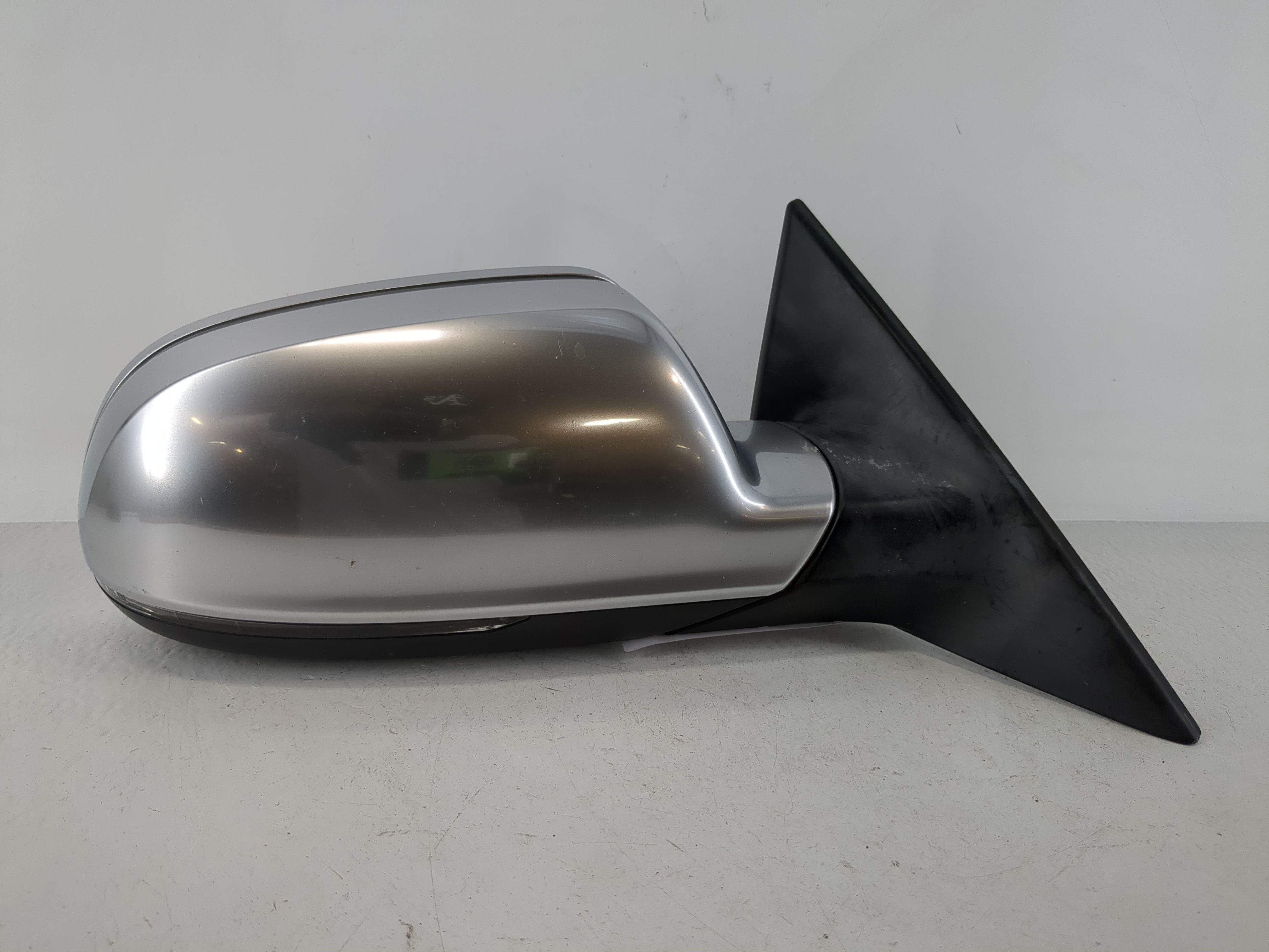 Picture of 2010-2014 Audi A5 Passenger Right Side View Power Door Mirror Chrome 1175106