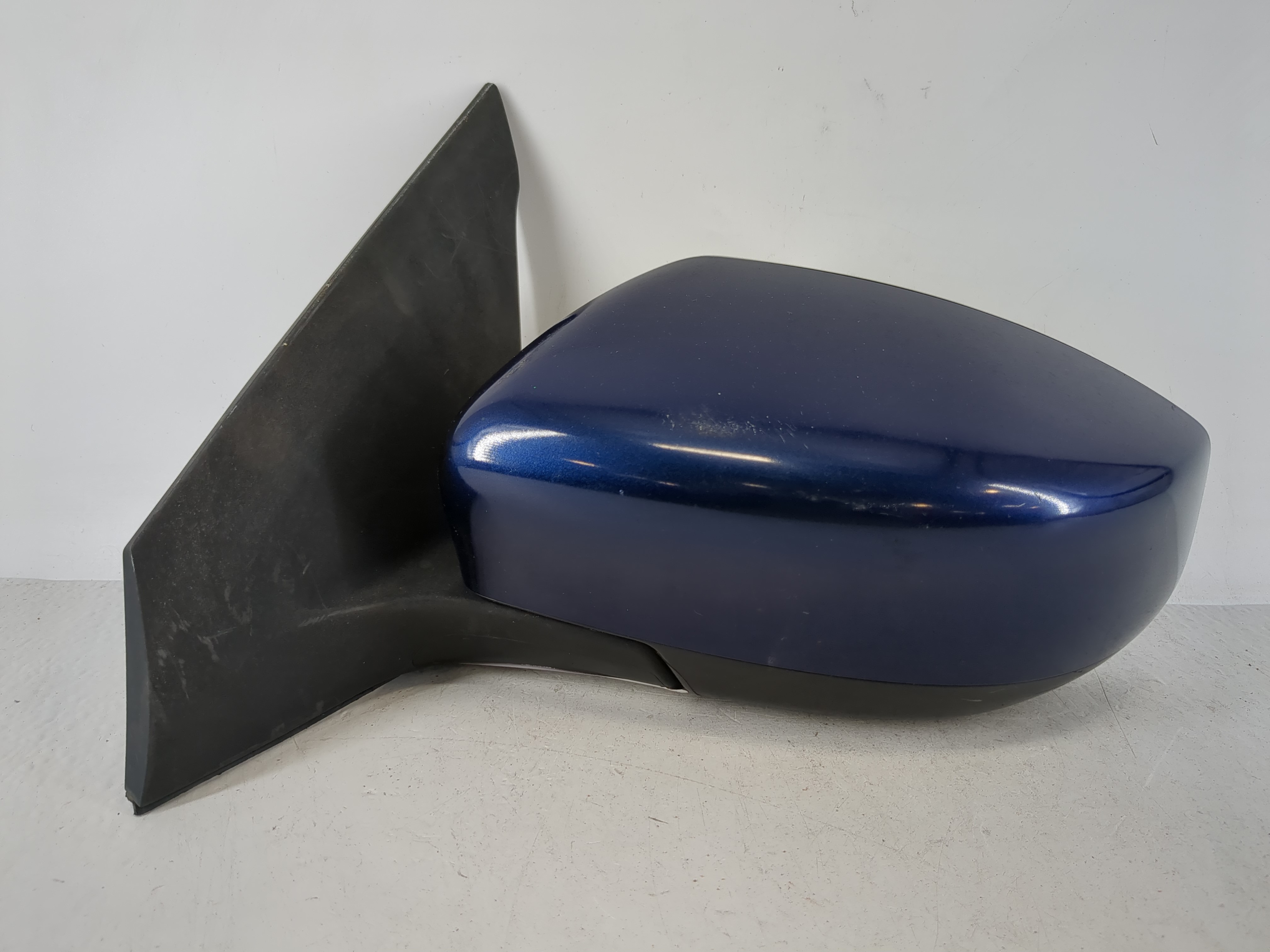 Picture of 2016-2019 Nissan Sentra Driver Left Side View Power Door Mirror 1175110