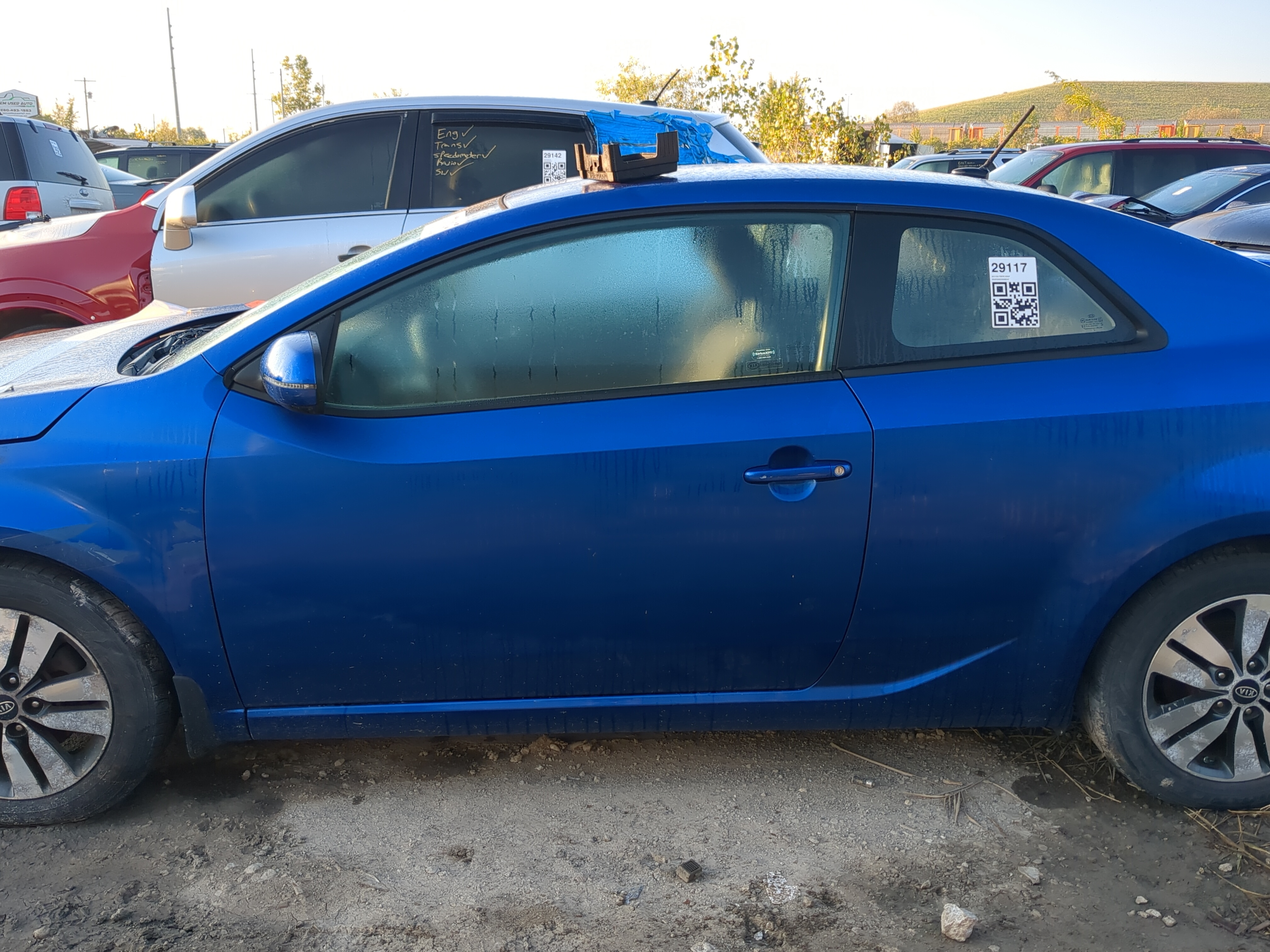 2010-2013 Kia Forte Koup Driver Front Door Oem 1175205 - Oemusedautoparts1.com