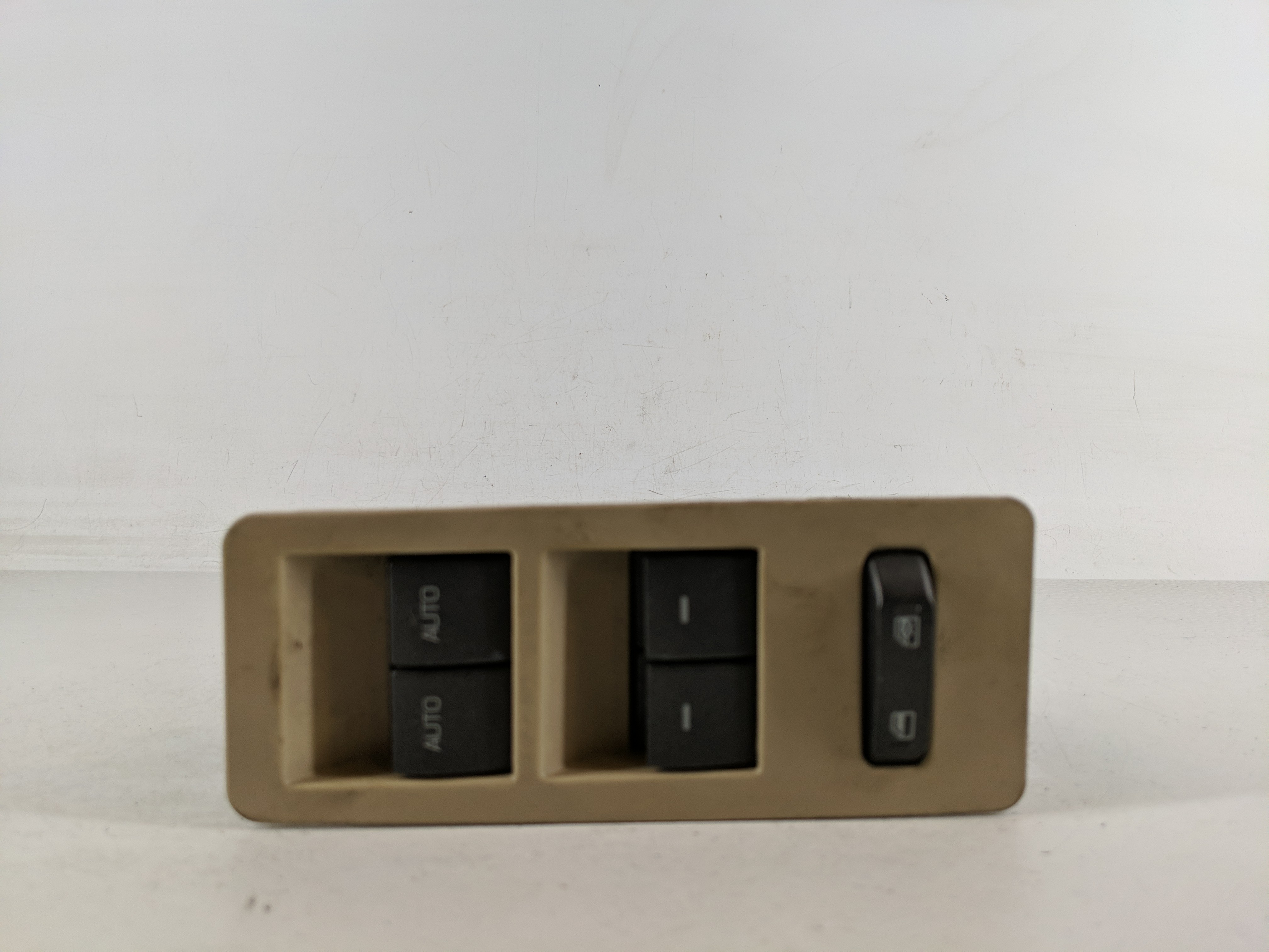 2010-2012 Lincoln Mkz Driver Left Door Master Power Window Switch 1175278 - Oemusedautoparts1.com