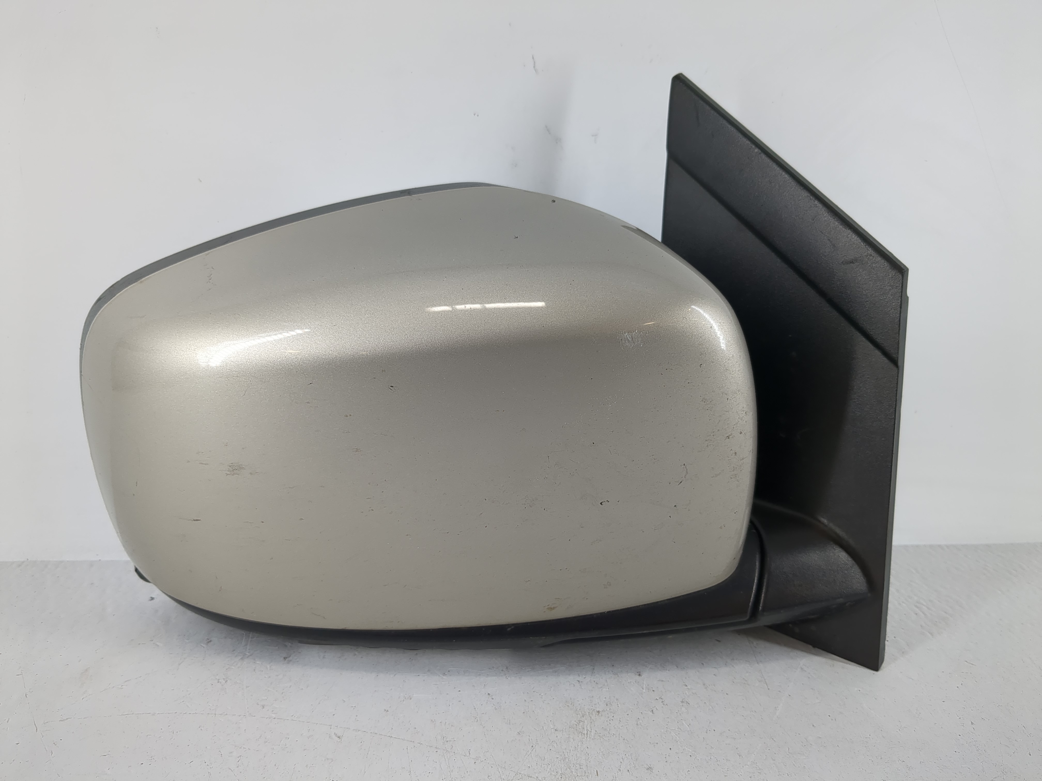 Picture of Dodge Caravan Passenger Right Side View Power Door Mirror Silver 1175512