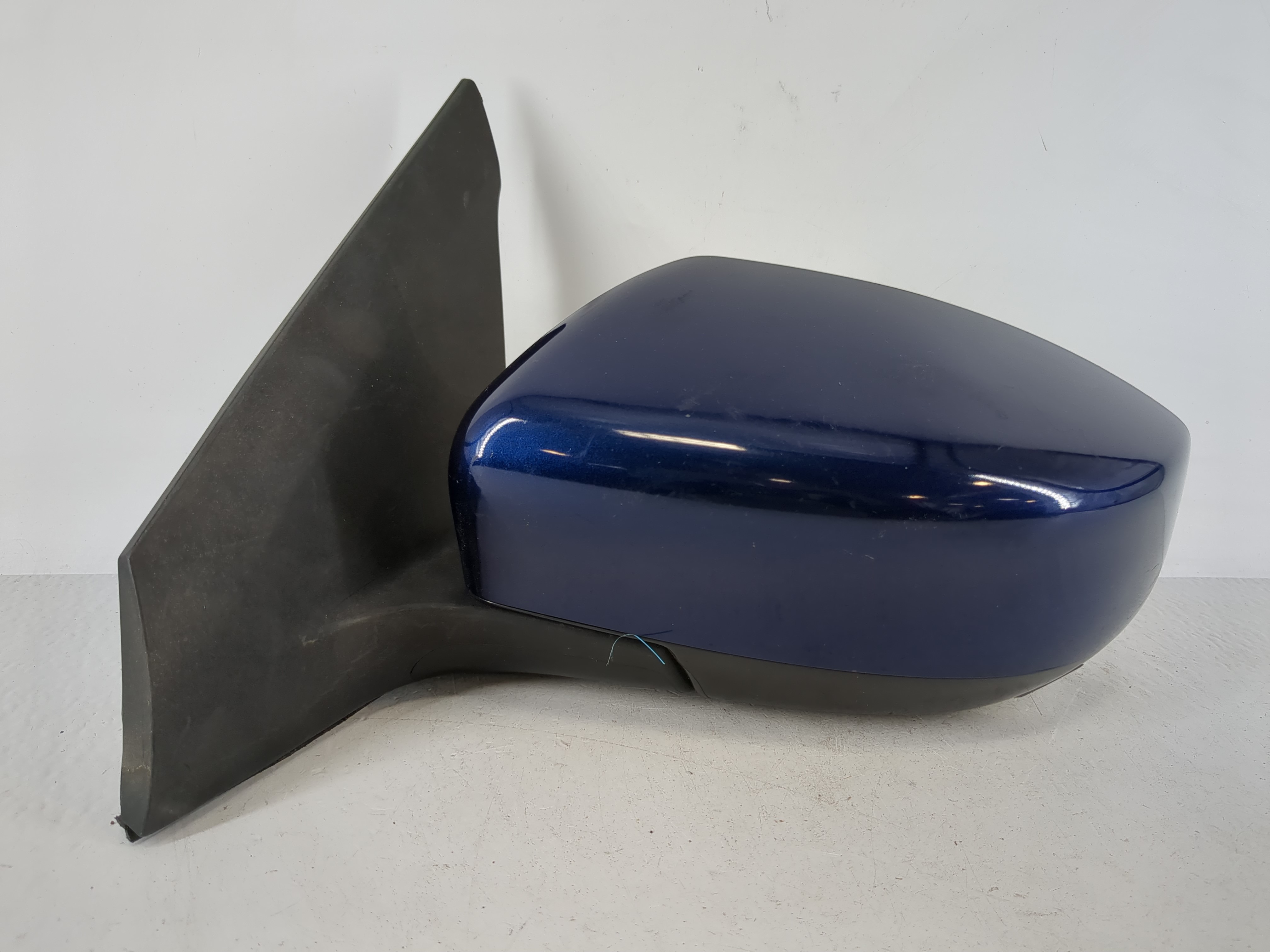 Picture of 2016-2019 Nissan Sentra Driver Left Side View Power Door Mirror 1175541