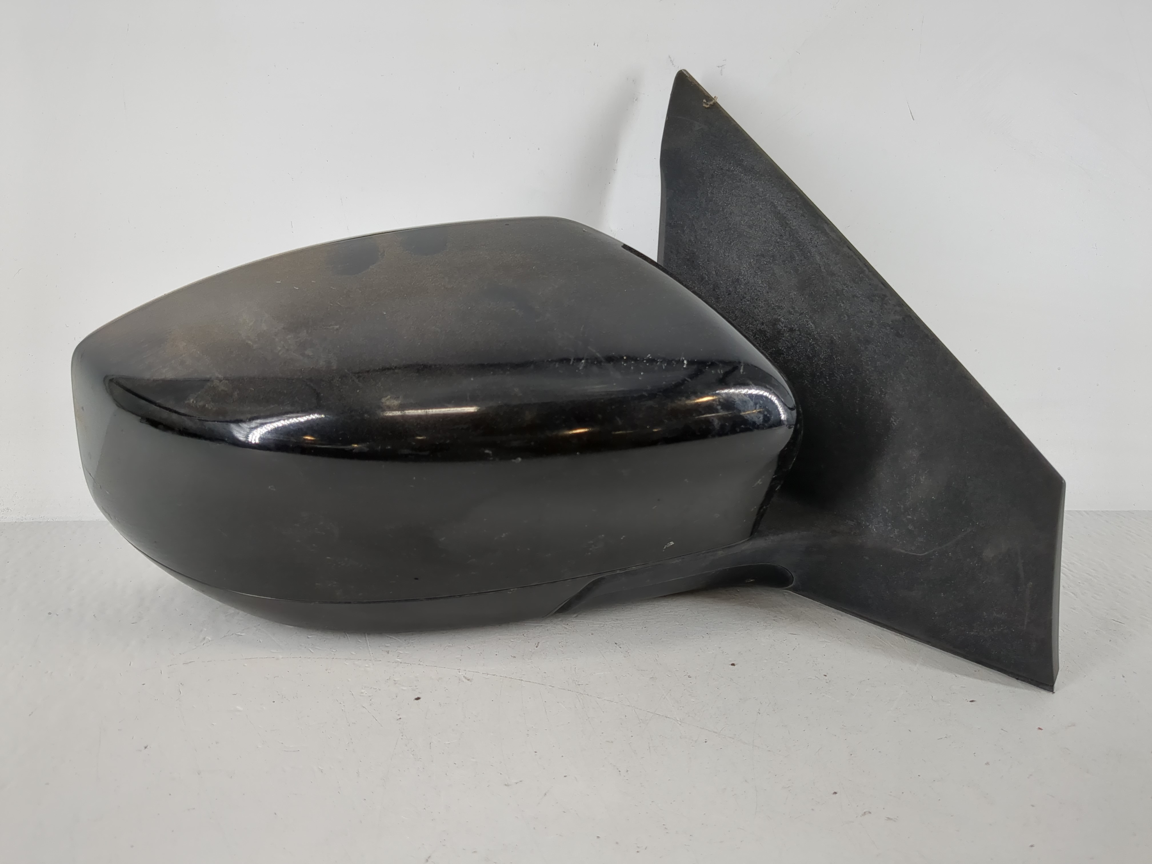 Picture of 2013-2015 Nissan Sentra Passenger Right Side View Power Door Mirror 1175581