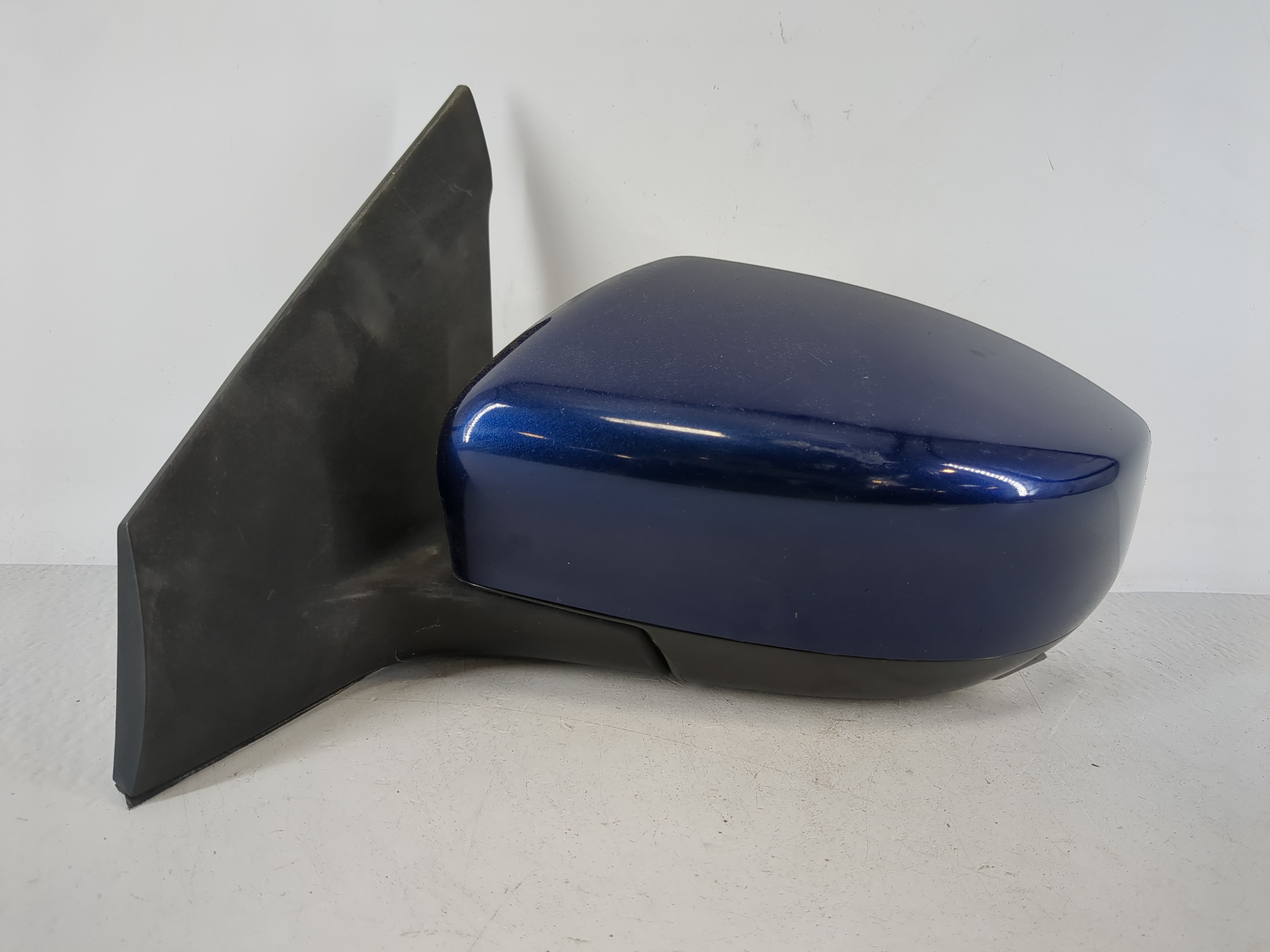 Picture of 2016-2019 Nissan Sentra Driver Left Side View Power Door Mirror 1175590