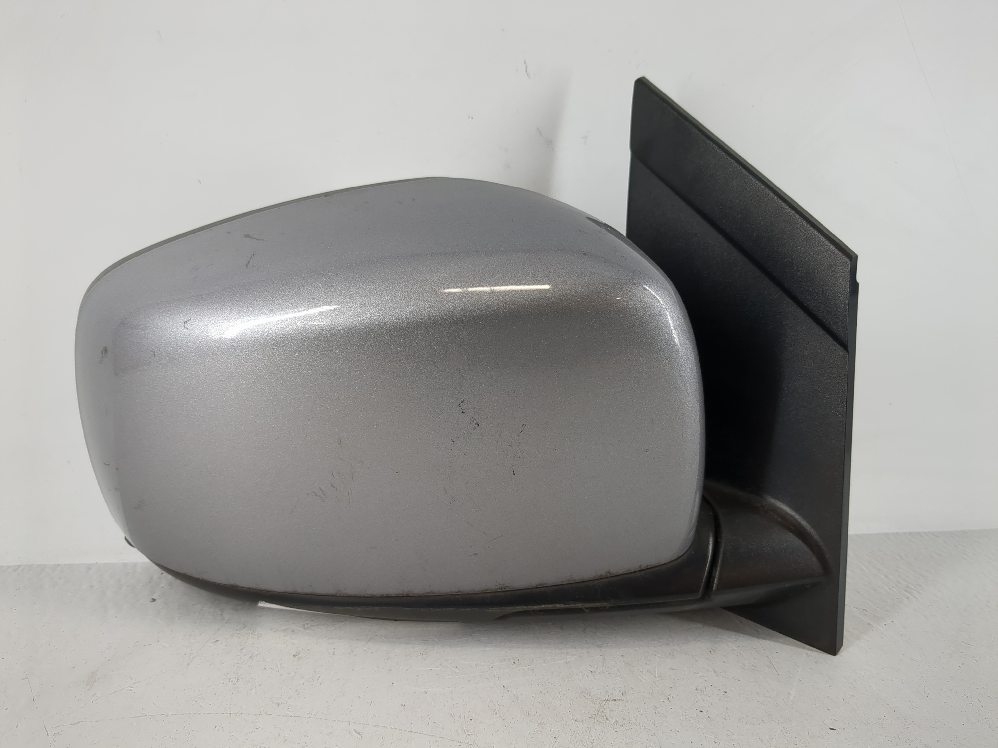 Picture of Dodge Caravan Passenger Right Side View Power Door Mirror Silver 1175592