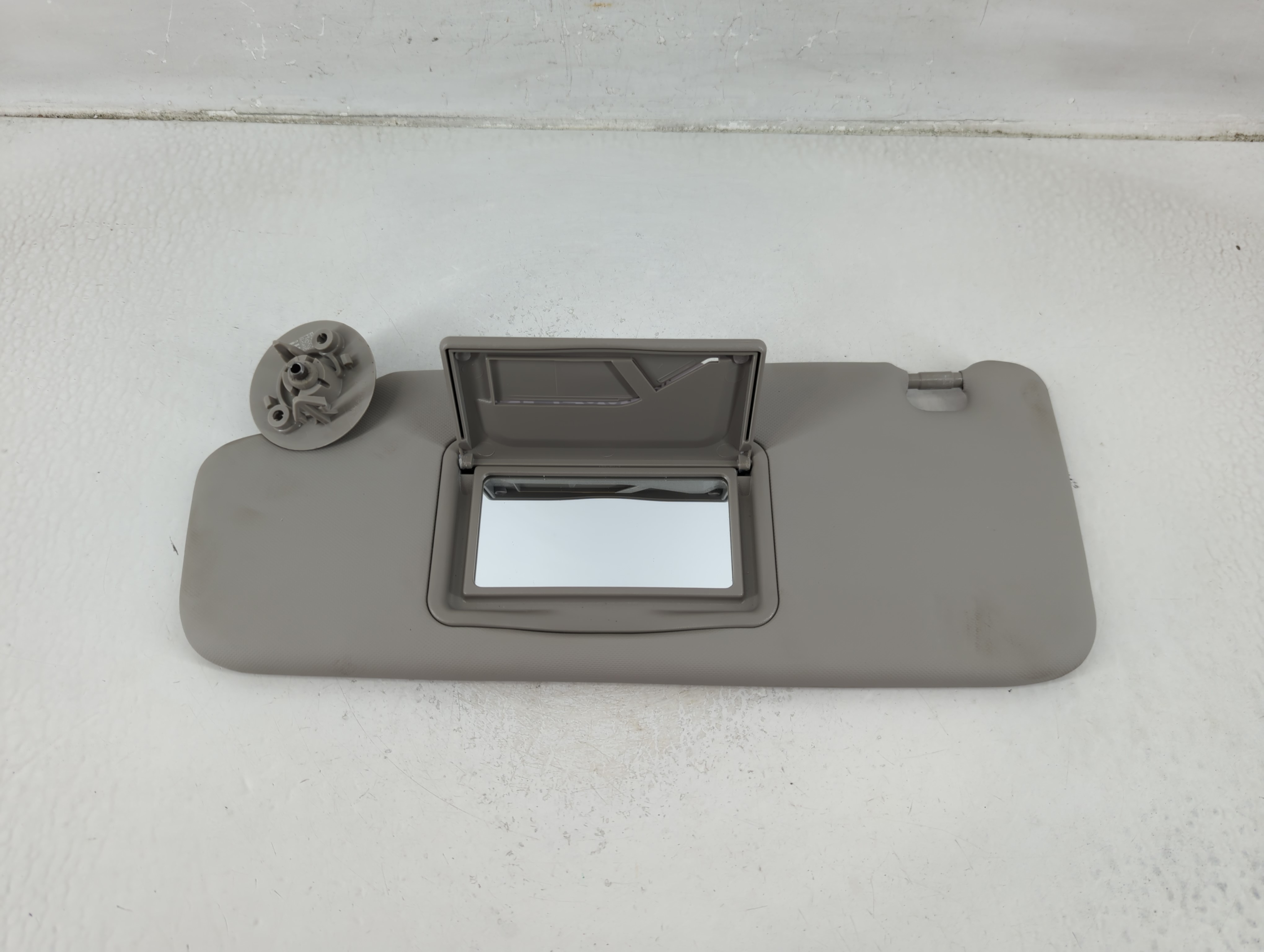 2012-2019 Chevrolet Sonic Driver Sun Visor Mirror Left Sunvisor Grey 1175636 - Oemusedautoparts1.com