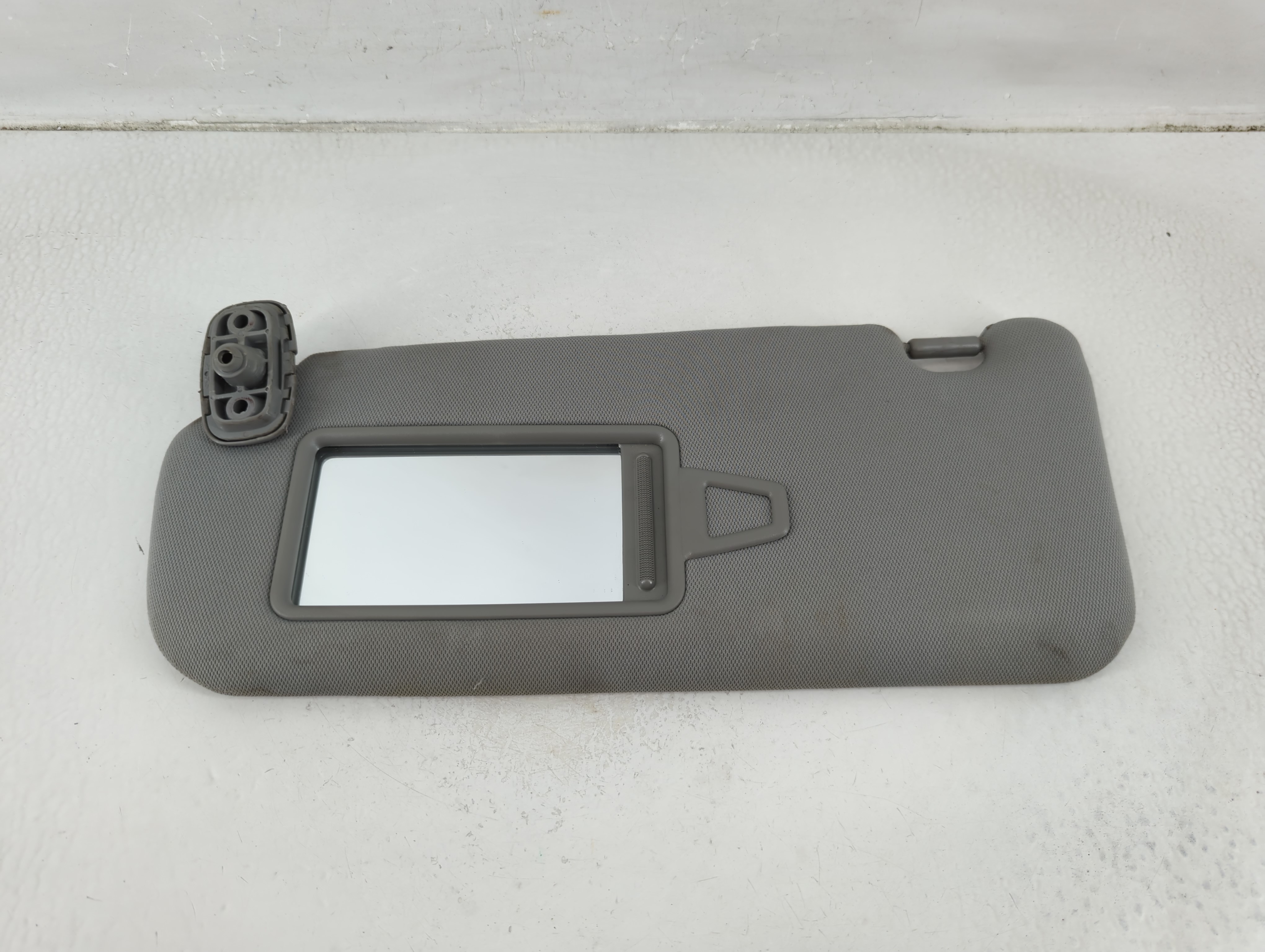 2011-2015 Kia Sorento Driver Sun Visor Mirror Left Sunvisor Gray 1175651 - Oemusedautoparts1.com