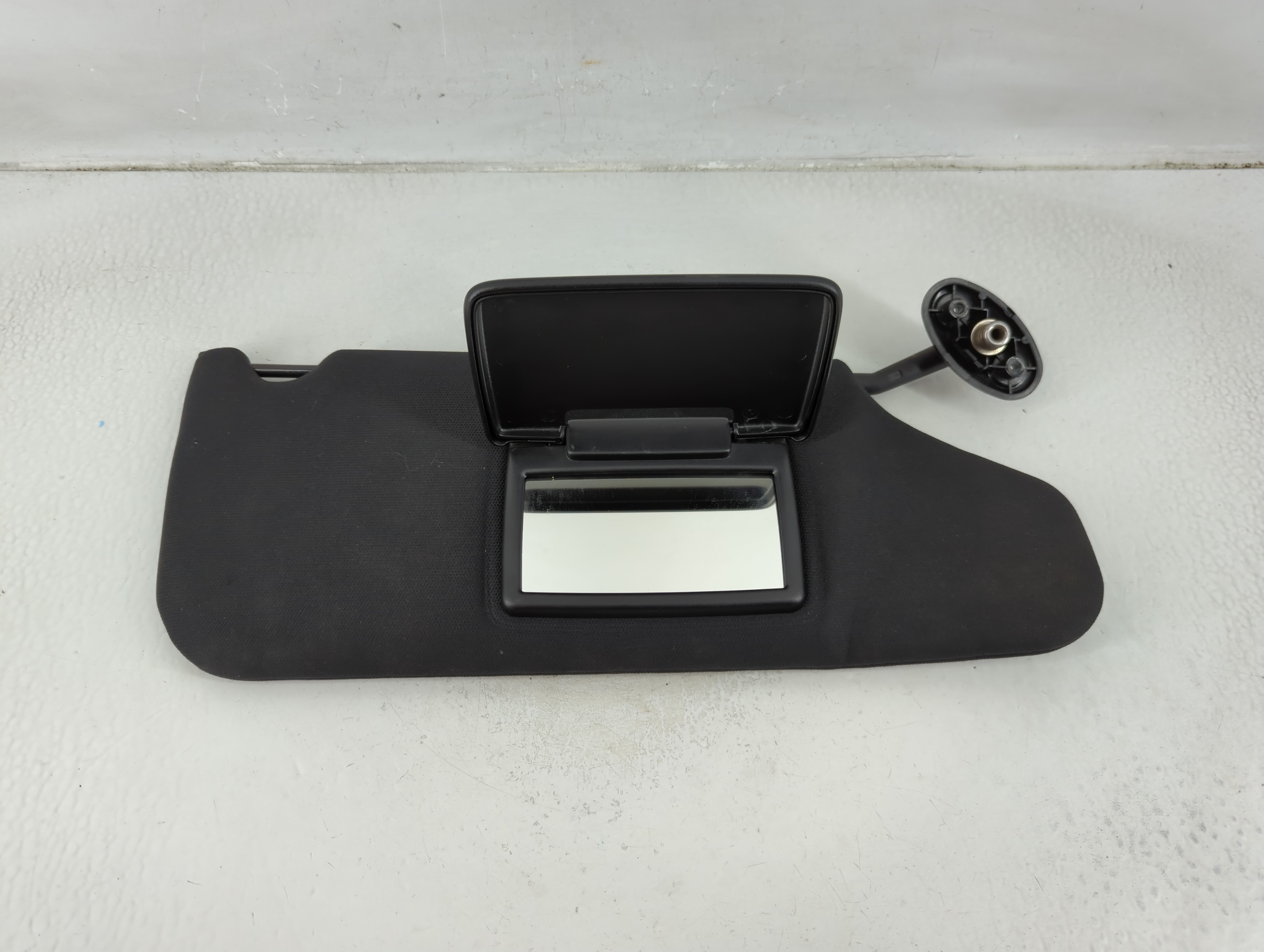 2011-2014 Dodge Avenger Passenger Sun Visor Mirror Right Sunvisor Black 1175667 - Oemusedautoparts1.com