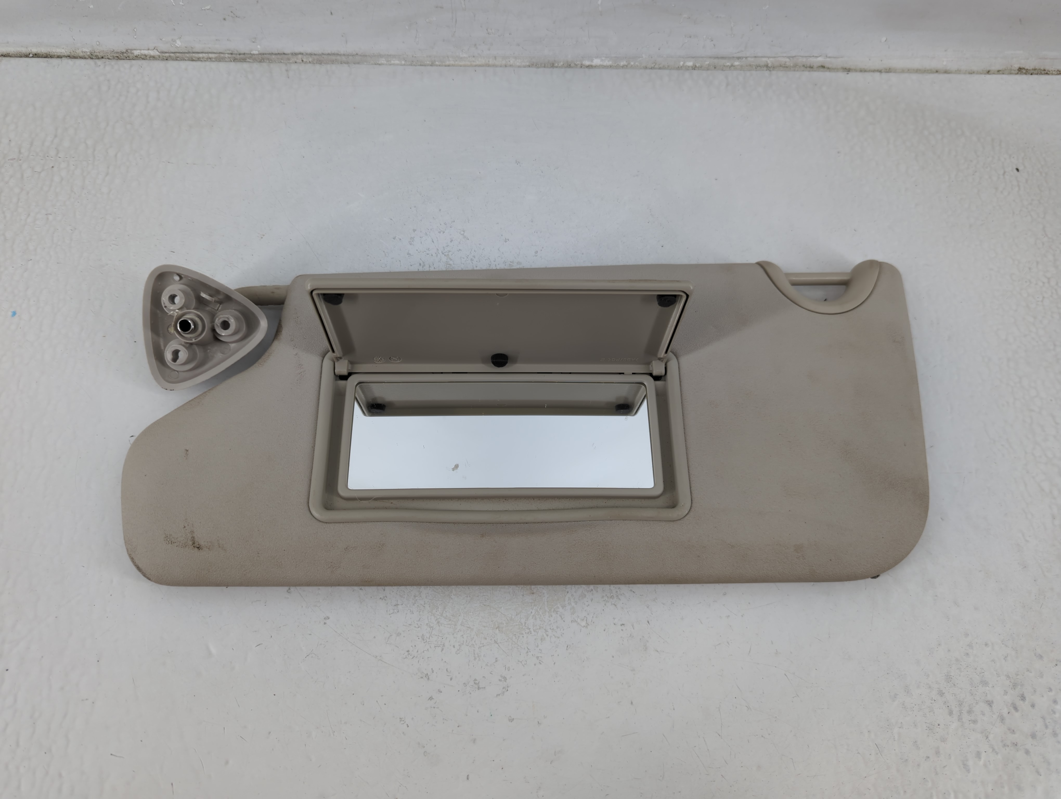 2020 Dodge Journey Driver Sun Visor Mirror Left Sunvisor Gray 1175674 - Oemusedautoparts1.com