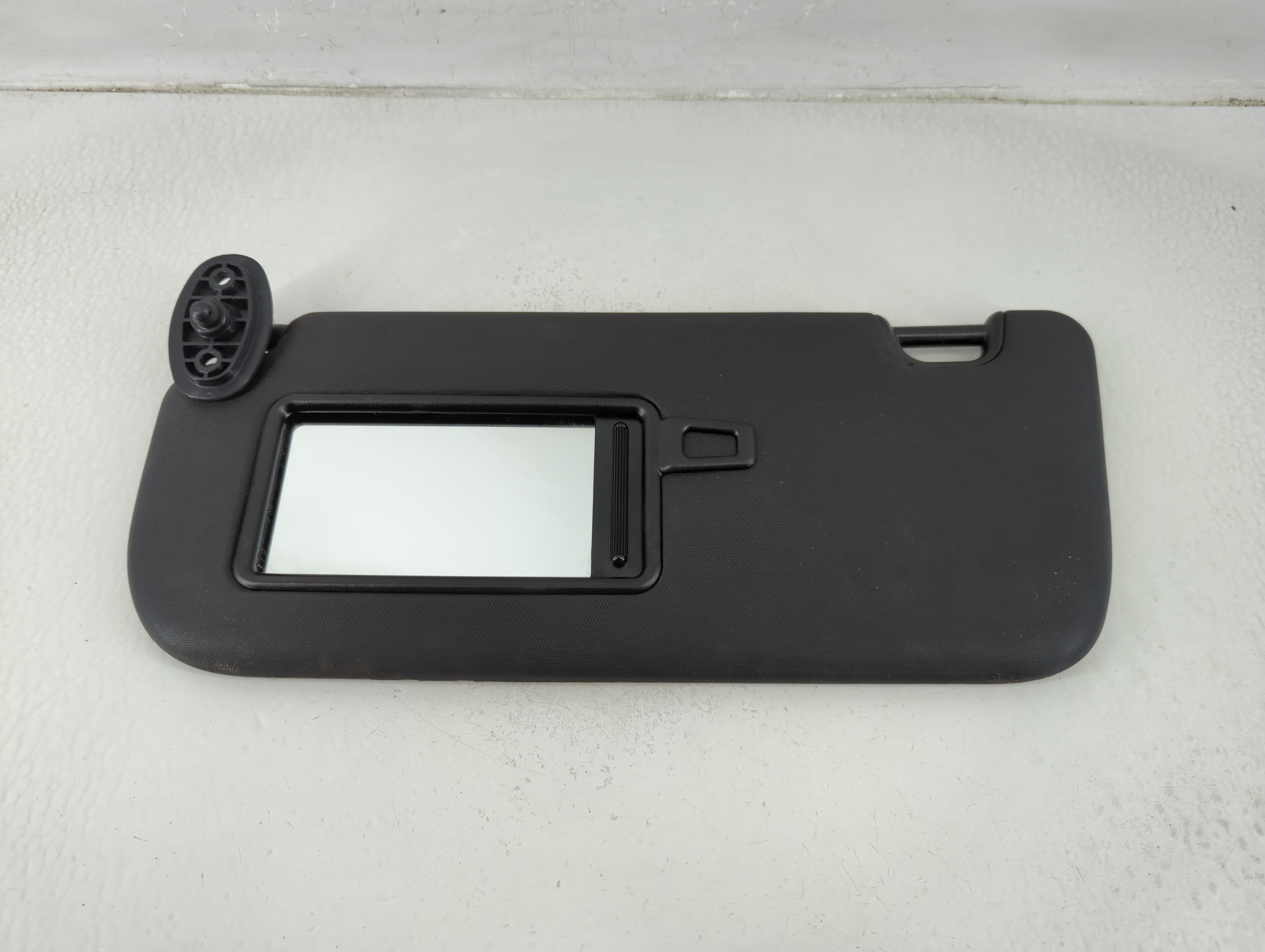 2014-2019 Kia Soul Driver Sun Visor Mirror Left Sunvisor Black 1175733 - Oemusedautoparts1.com
