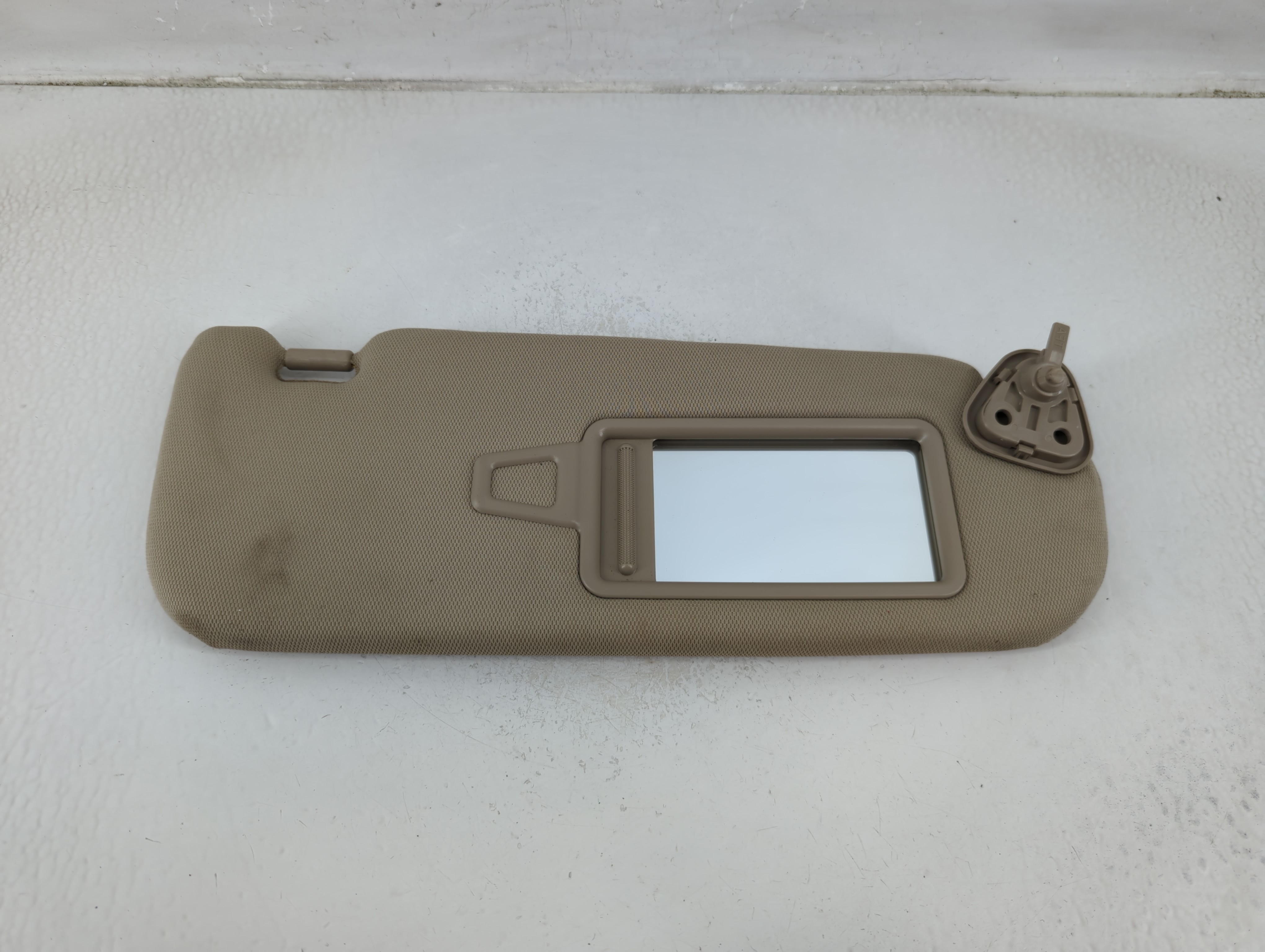 2011-2016 Kia Optima Passenger Sun Visor Mirror Right Sunvisor 1175738 - Oemusedautoparts1.com
