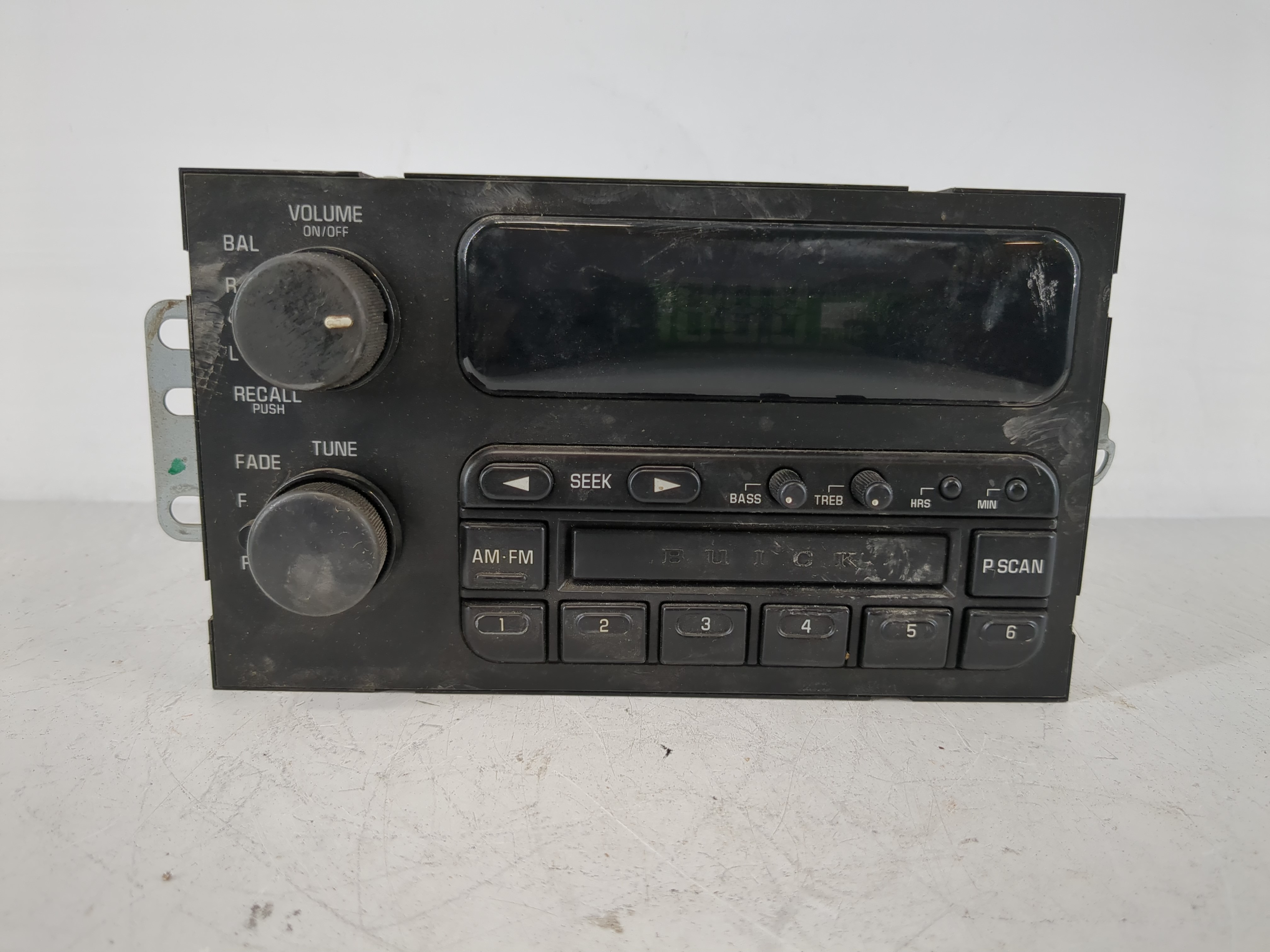 Picture of 1997-2003 Buick Century Am Fm Cd Player Radio Receiver 1175815