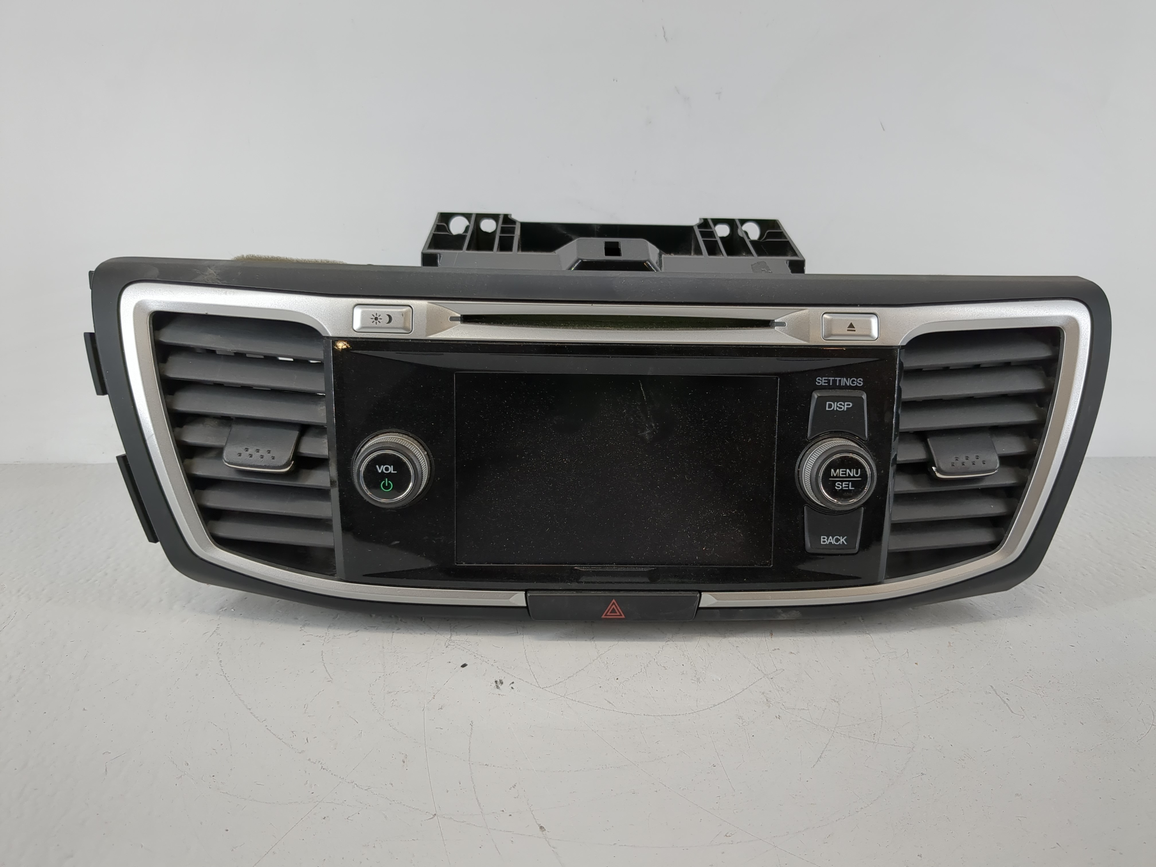 Picture of 2013-2015 Honda Accord Am Fm Cd Player Radio Receiver 1175819