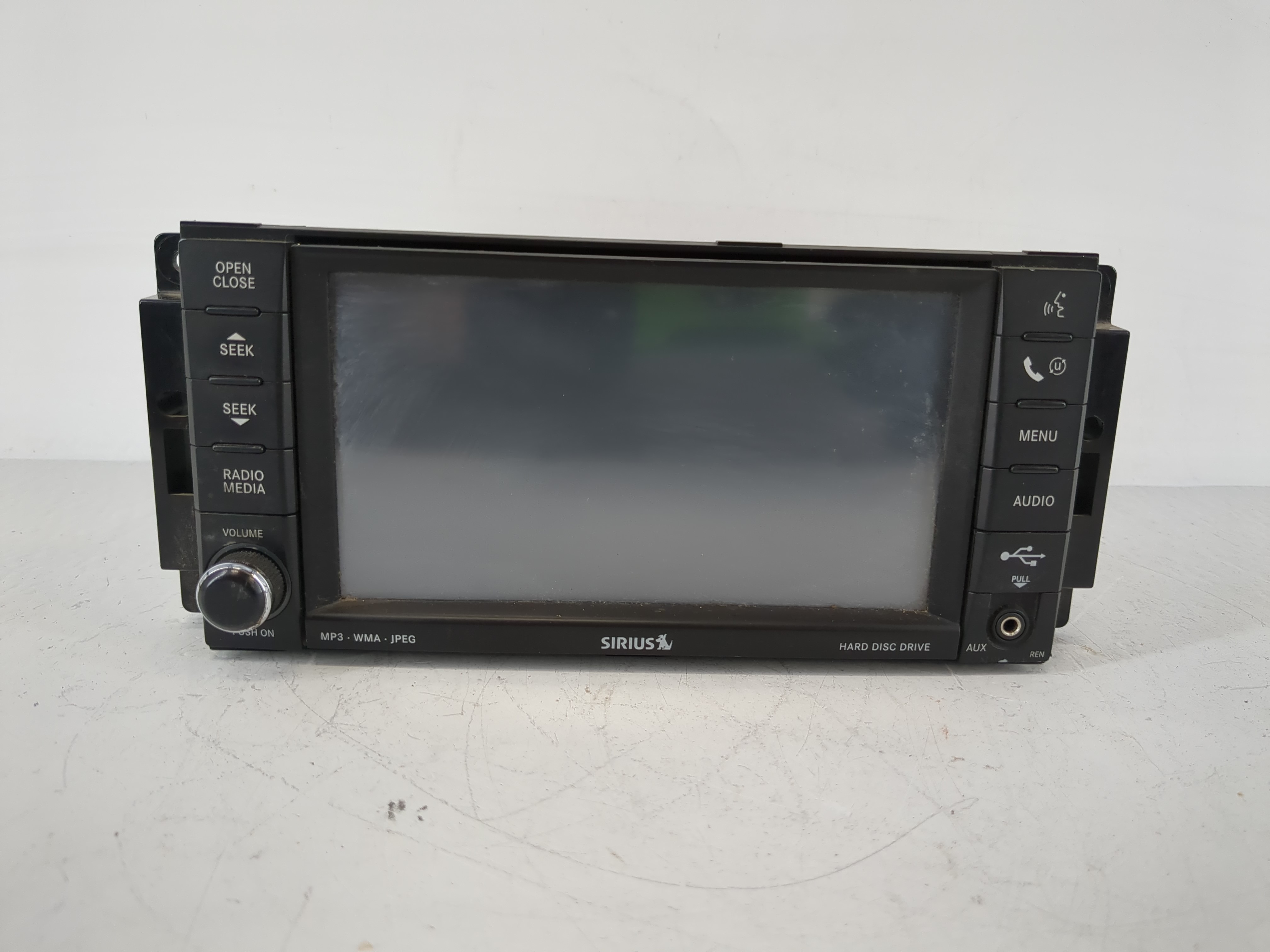 Picture of 2007-2008 Chrysler Sebring Am Fm Cd Player Radio Receiver 1175826