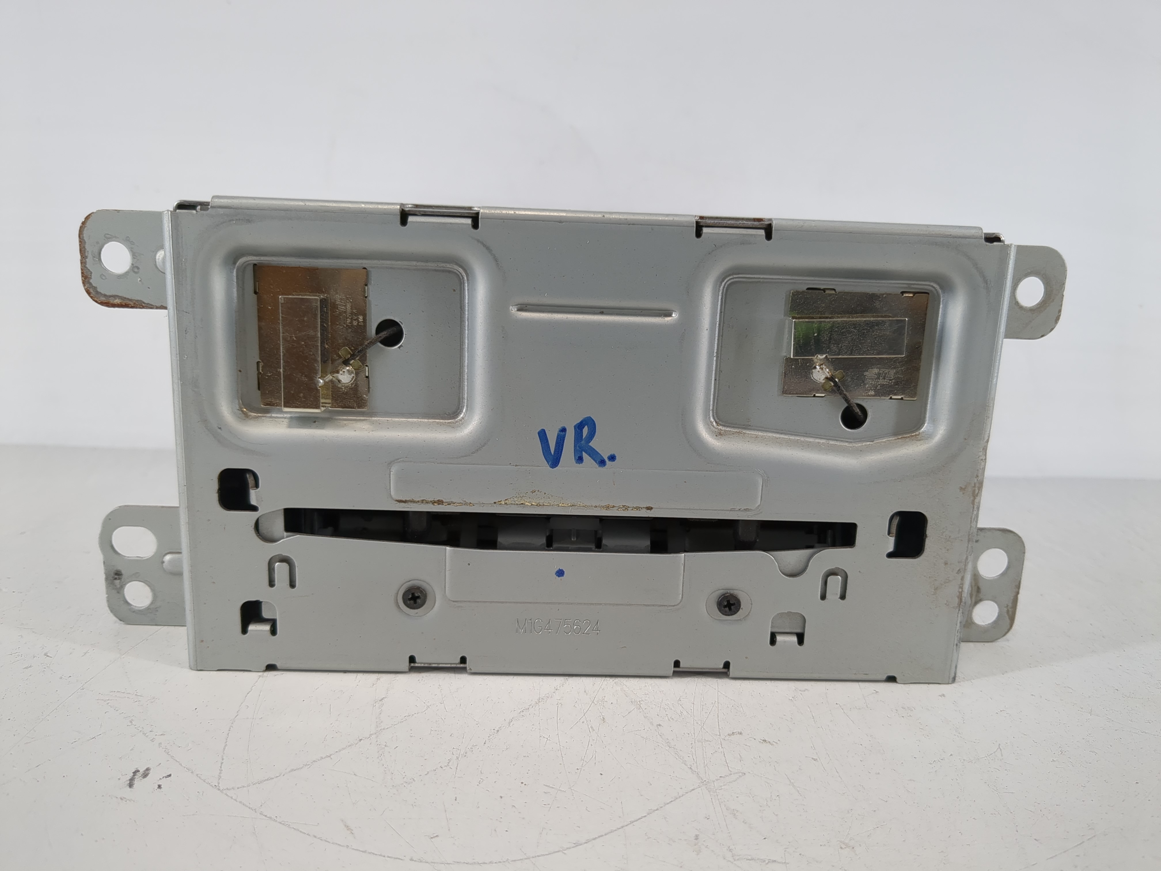 Picture of 2013-2013 Chevrolet Malibu Am Fm Cd Player Radio Receiver 1175837