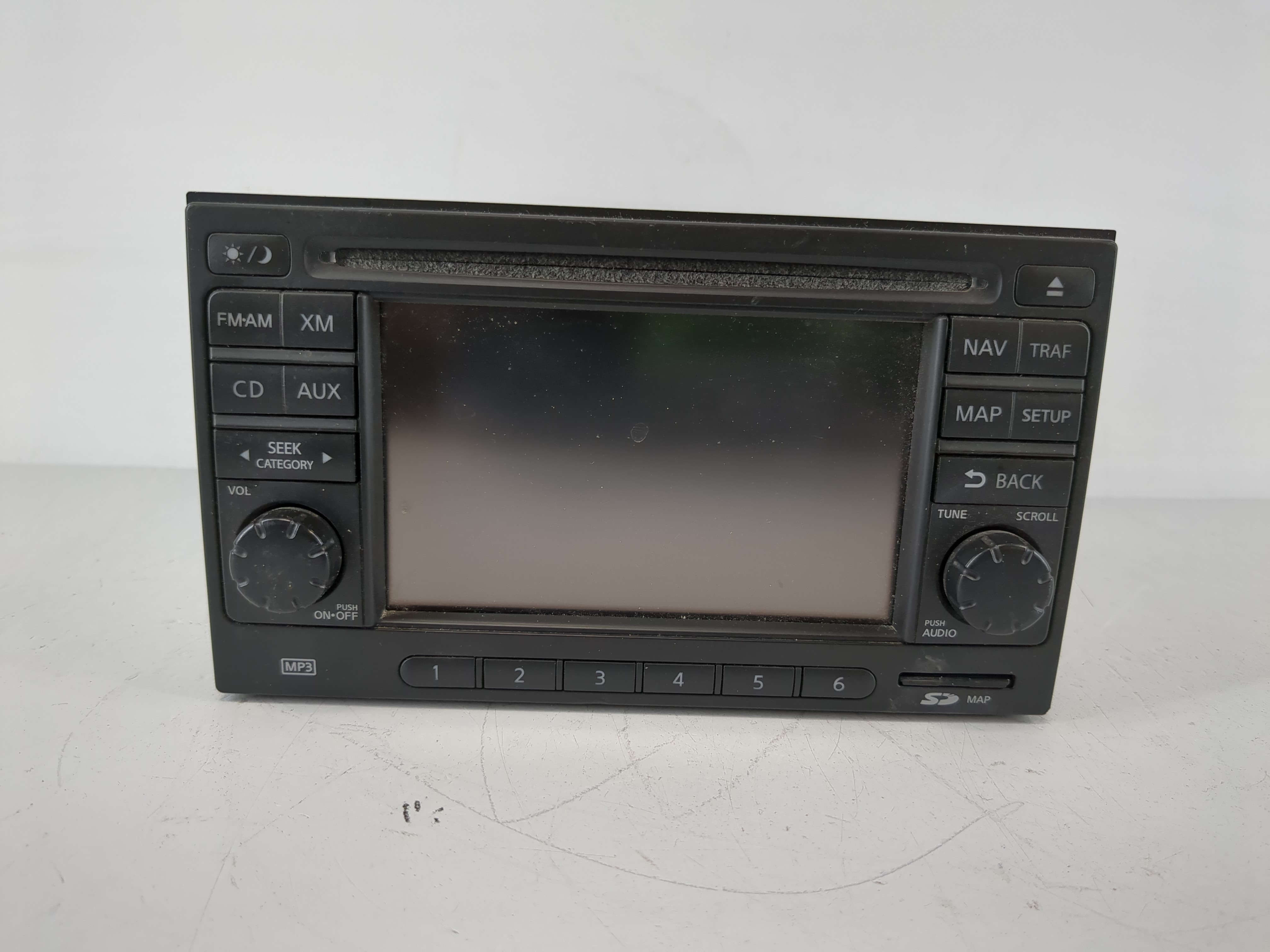 Picture of 2013-2015 Nissan Rogue Am Fm Cd Player Radio Receiver 1175840