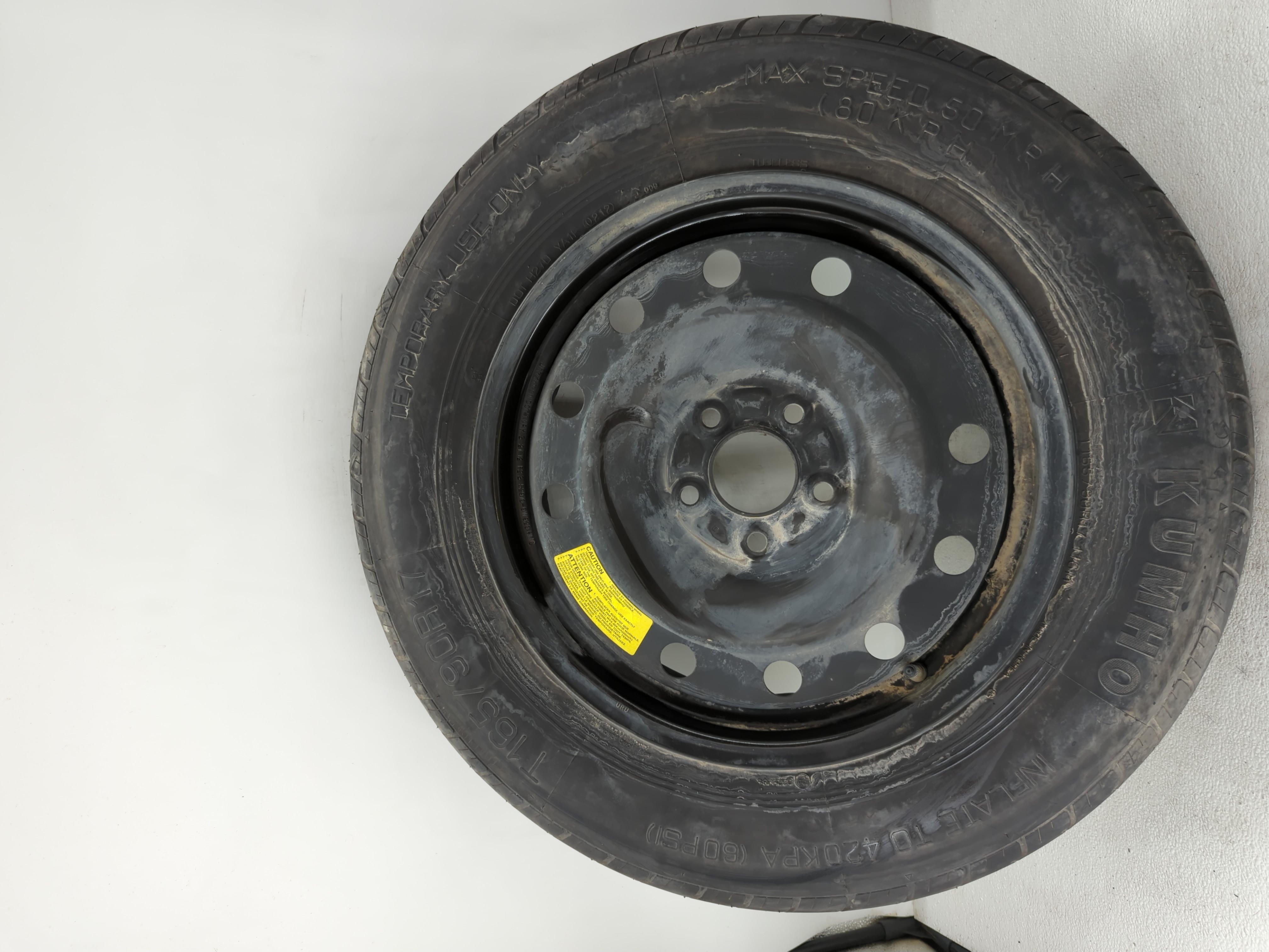 2011-2020 Kia Sorento Spare Donut Tire Wheel Rim Oem 1175933 - Oemusedautoparts1.com